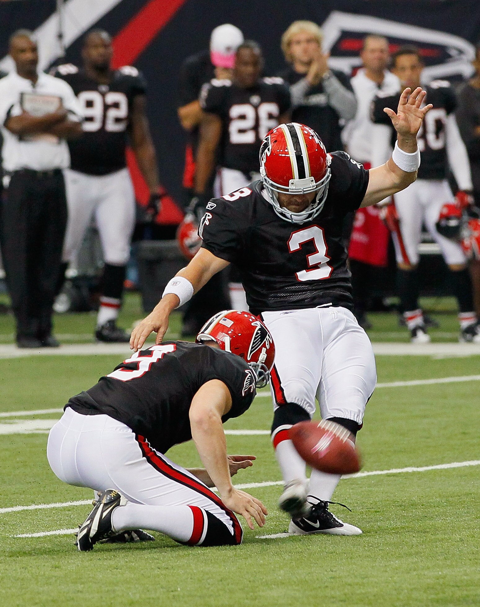 ATLANTA - OCTOBER 03:  Kicker Matt Bryant #3 of the Atlanta Falcons kicks the game-winning field goal in the final seconds against the San Francisco 49ers at Georgia Dome on October 3, 2010 in Atlanta, Georgia.  (Photo by Kevin C. Cox/Getty Images)