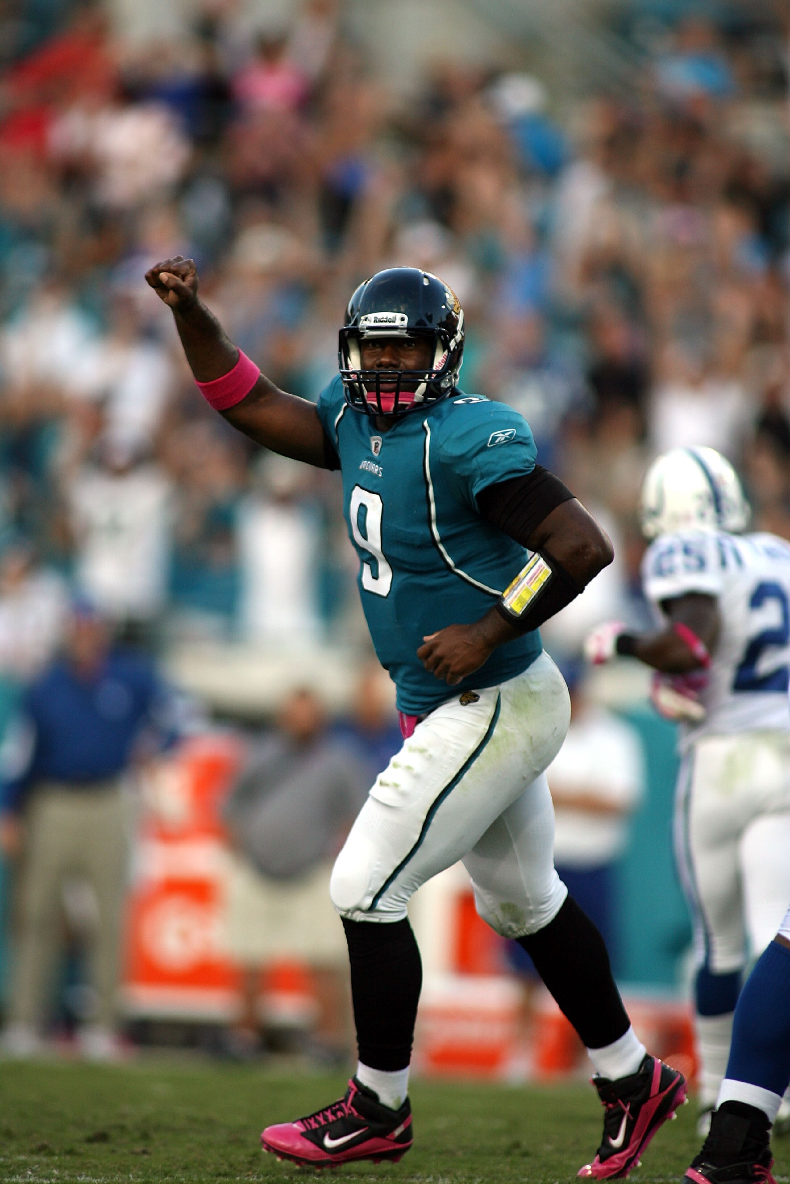 JACKSONVILLE, FL - OCTOBER 03:  Quarterback David Garrard #9 of the Jacksonville Jaguars celebrates the go ahead touchdown against the Indianapolis Colts at EverBank Field on October 3, 2010 in Jacksonville, Florida. The Jaguars won 31-28.  (Photo by Marc