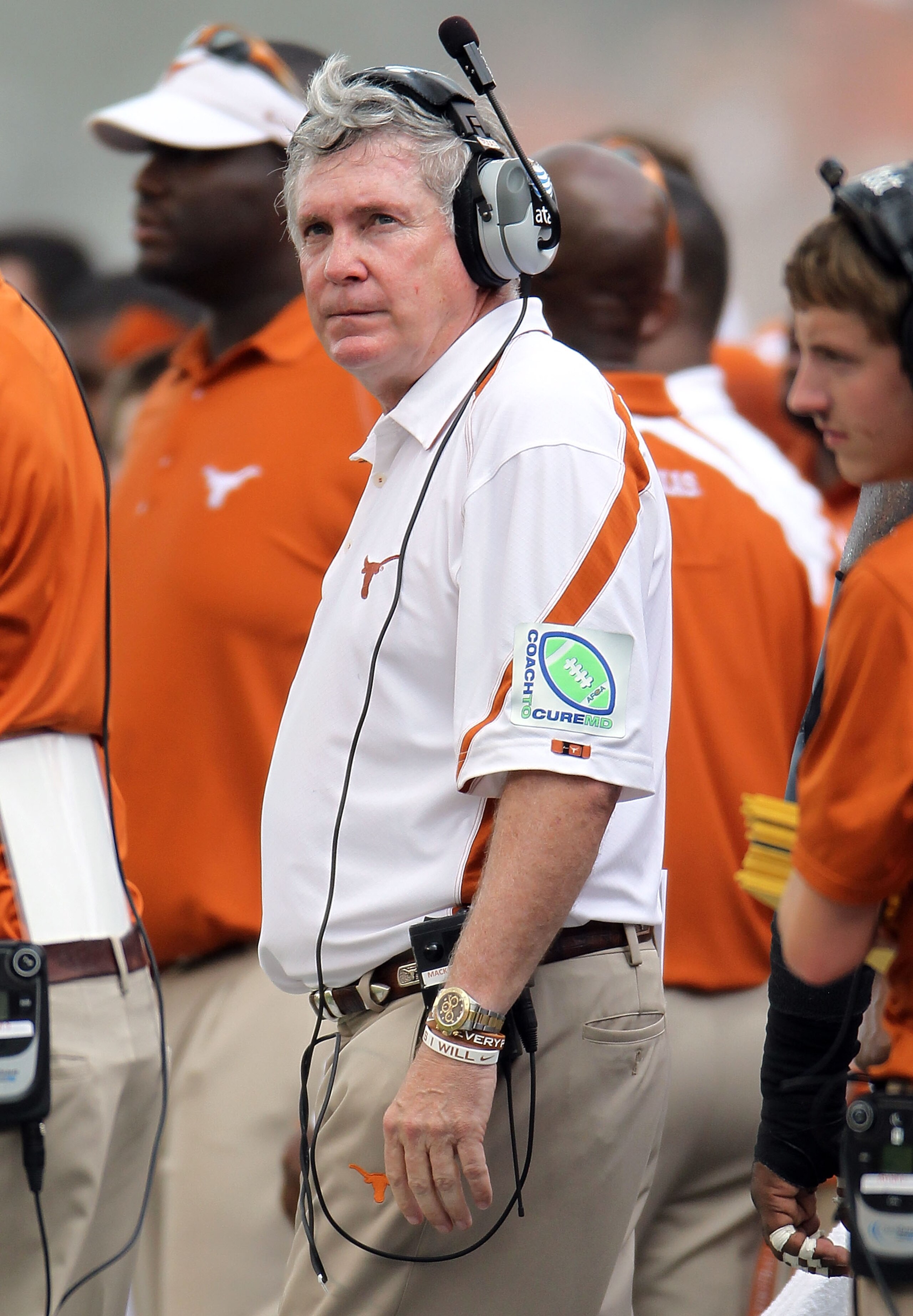 AUSTIN, TX - SEPTEMBER 25: Head coach Mack Brown of the Texas Longhorns during a game against the UCLA Bruins at Darrell K Royal-Texas Memorial Stadium on September 25, 2010 in Austin, Texas. (Photo by Ronald Martinez/Getty Images) AUSTIN, TX - SEPTEMBER 25: Head coach Mack Brown of the Texas Longhorns during a game against the UCLA Bruins at Darrell K Royal-Texas Memorial Stadium on September 25, 2010 in Austin, Texas. (Photo by Ronald Martinez/Getty Images)