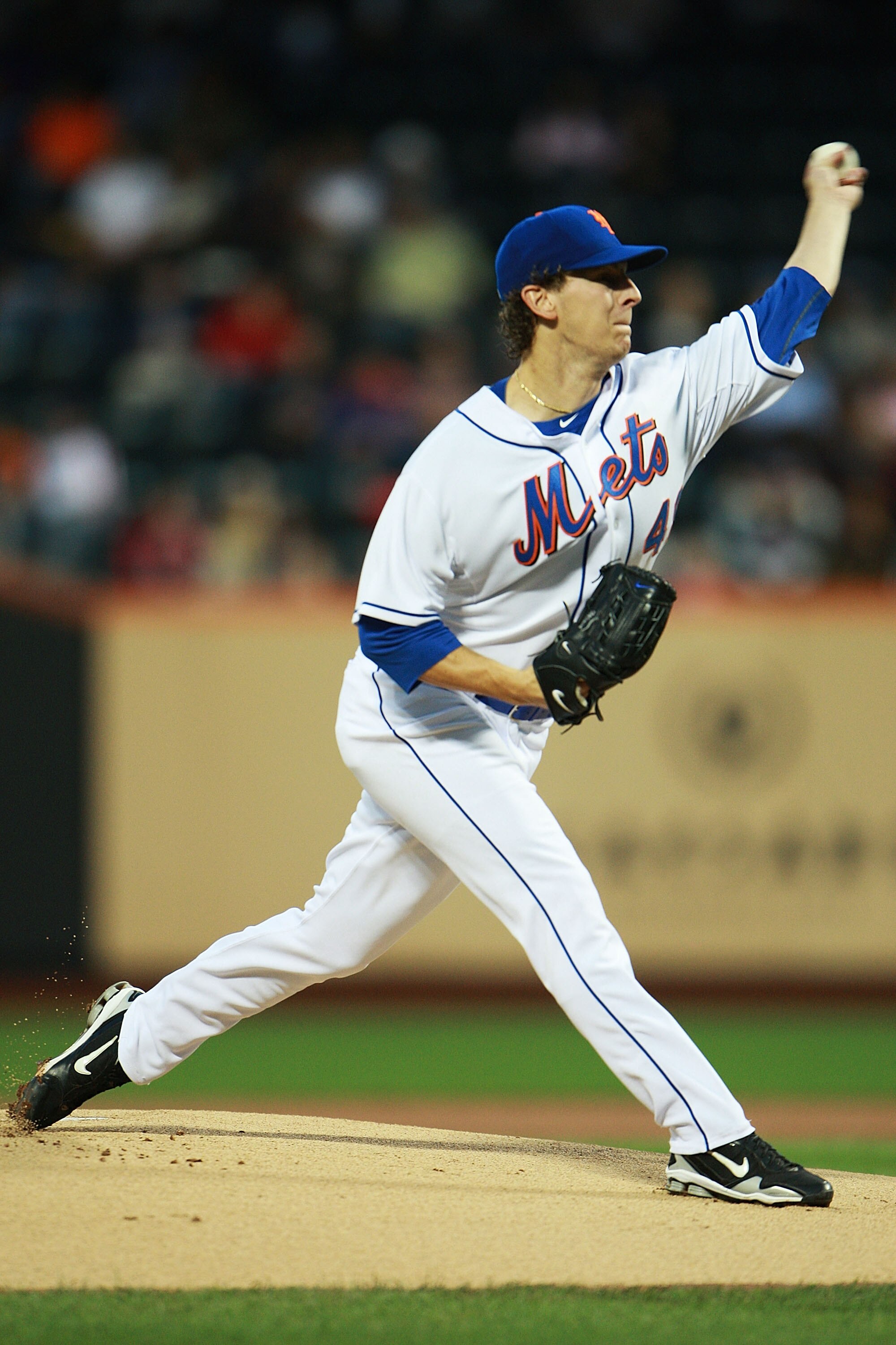 NEW YORK - AUGUST 25:  Pat Misch #48 of the New York Mets pitches against the Florida Marlins on August 25, 2010 at Citi Field in the Flushing neighborhood of the Queens borough of New York City.  (Photo by Andrew Burton/Getty Images)