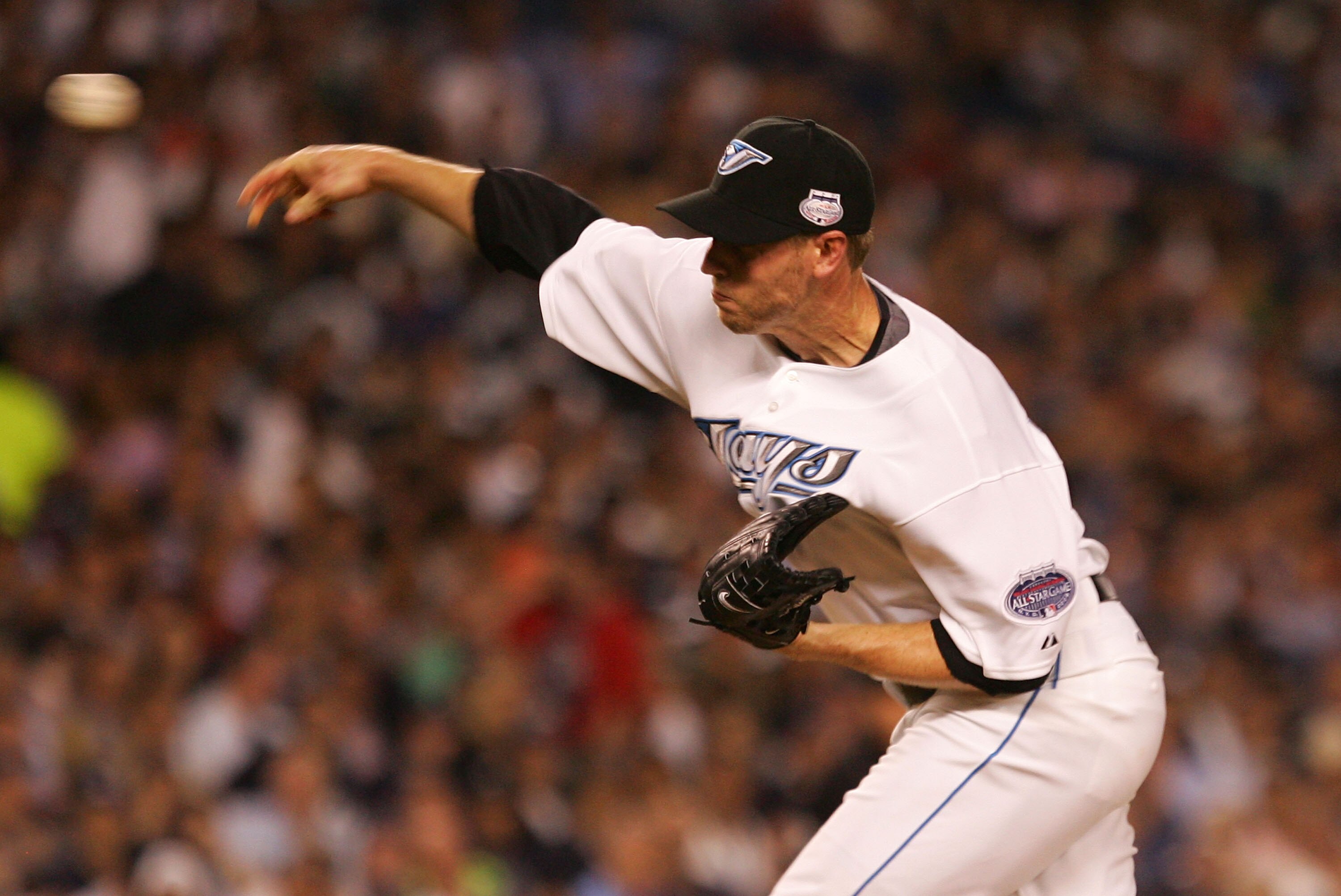 NEW YORK - JULY 15:  American League All-Star Roy Halladay #32 of the Toronto Blue Jays pitches during the 79th MLB All-Star Game at Yankee Stadium on July 15, 2008 in the Bronx borough of New York City.  (Photo by Jim McIsaac/Getty Images)