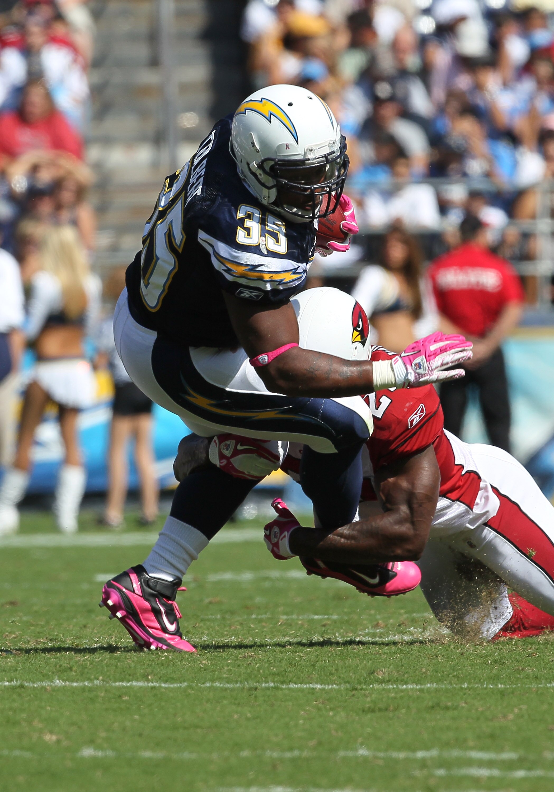 SAN DIEGO - OCTOBER 03:  Running back Mike Tolbert #35 of the San Diego Chargers carries the ball against the Arizona Cardinals at Qualcomm Stadium on October 3, 2010 in San Diego, California.   The Chargers won 41-10.  (Photo by Stephen Dunn/Getty Images
