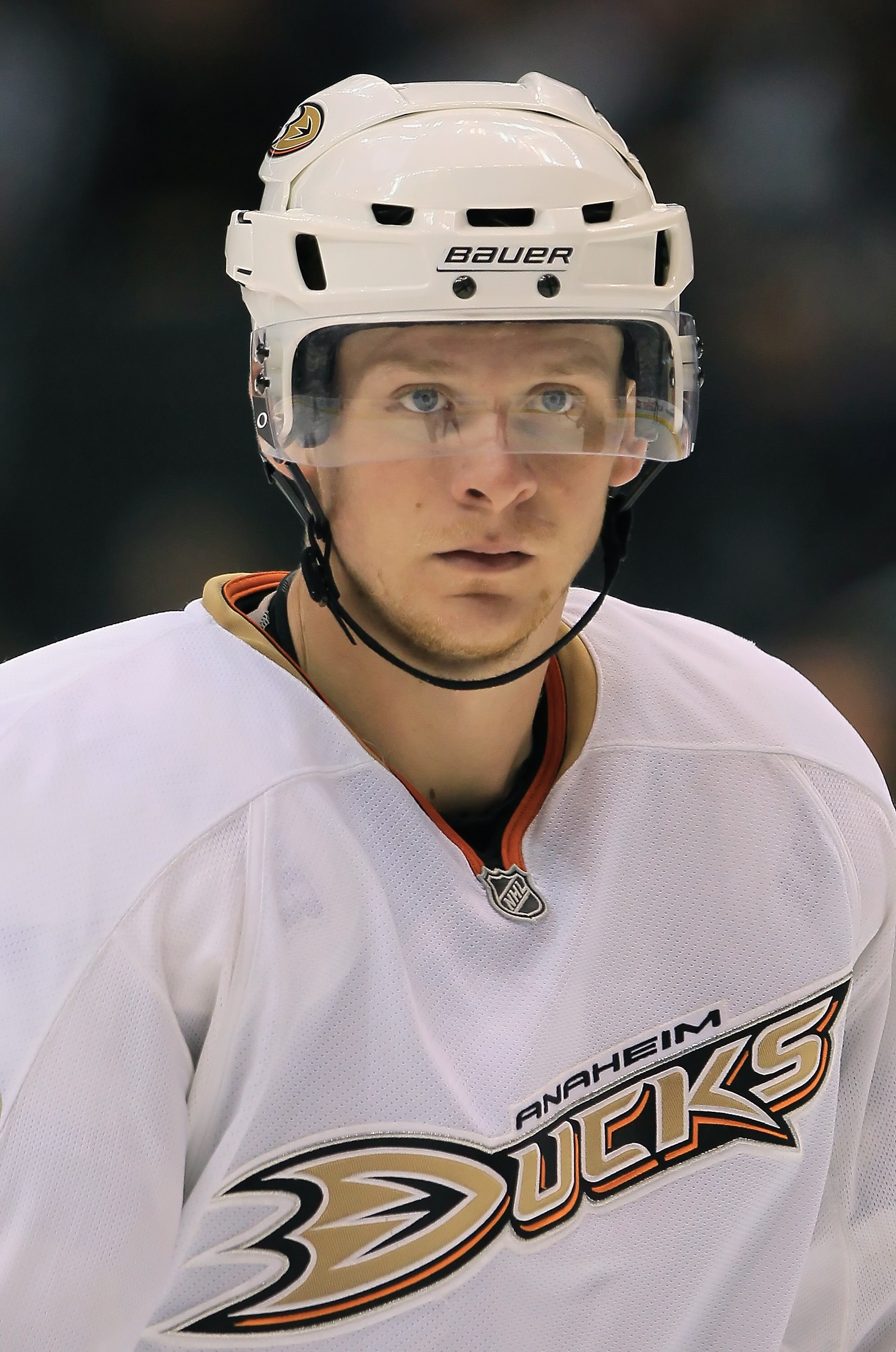 LOS ANGELES, CA - SEPTEMBER 28:  Corey Perry #10 of the Anaheim Ducks looks on against the Los Angeles Kings at Staples Center on September 28, 2010 in Los Angeles, California.  (Photo by Jeff Gross/Getty Images)