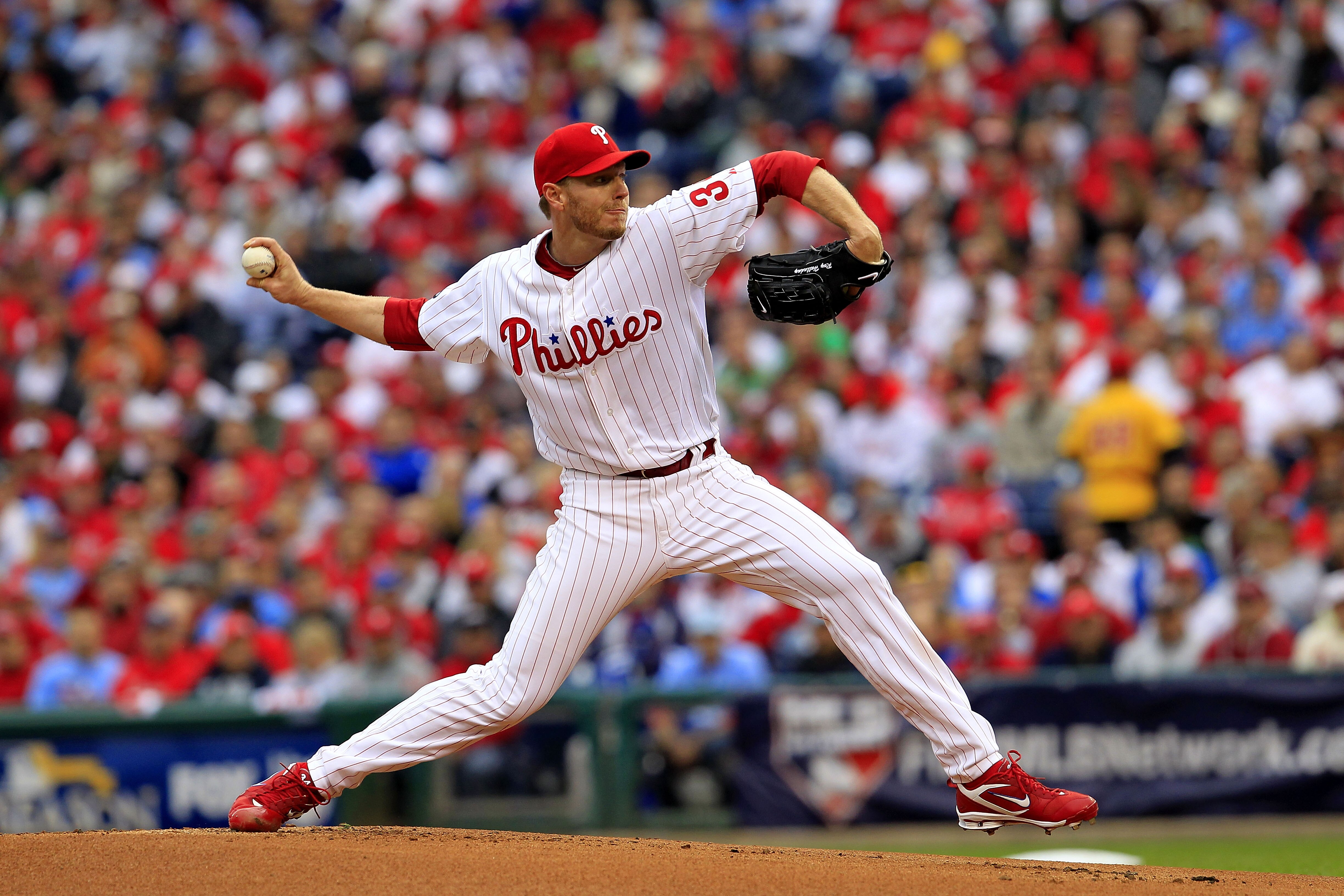 PHILADELPHIA - OCTOBER 06:  Roy Halladay #34 of the Philadelphia Phillies pitches during his no-hitter in Game 1 of the NLDS against the Cincinnati Reds at Citizens Bank Park on October 6, 2010 in Philadelphia, Pennsylvania.The Phillies defeated the Reds 