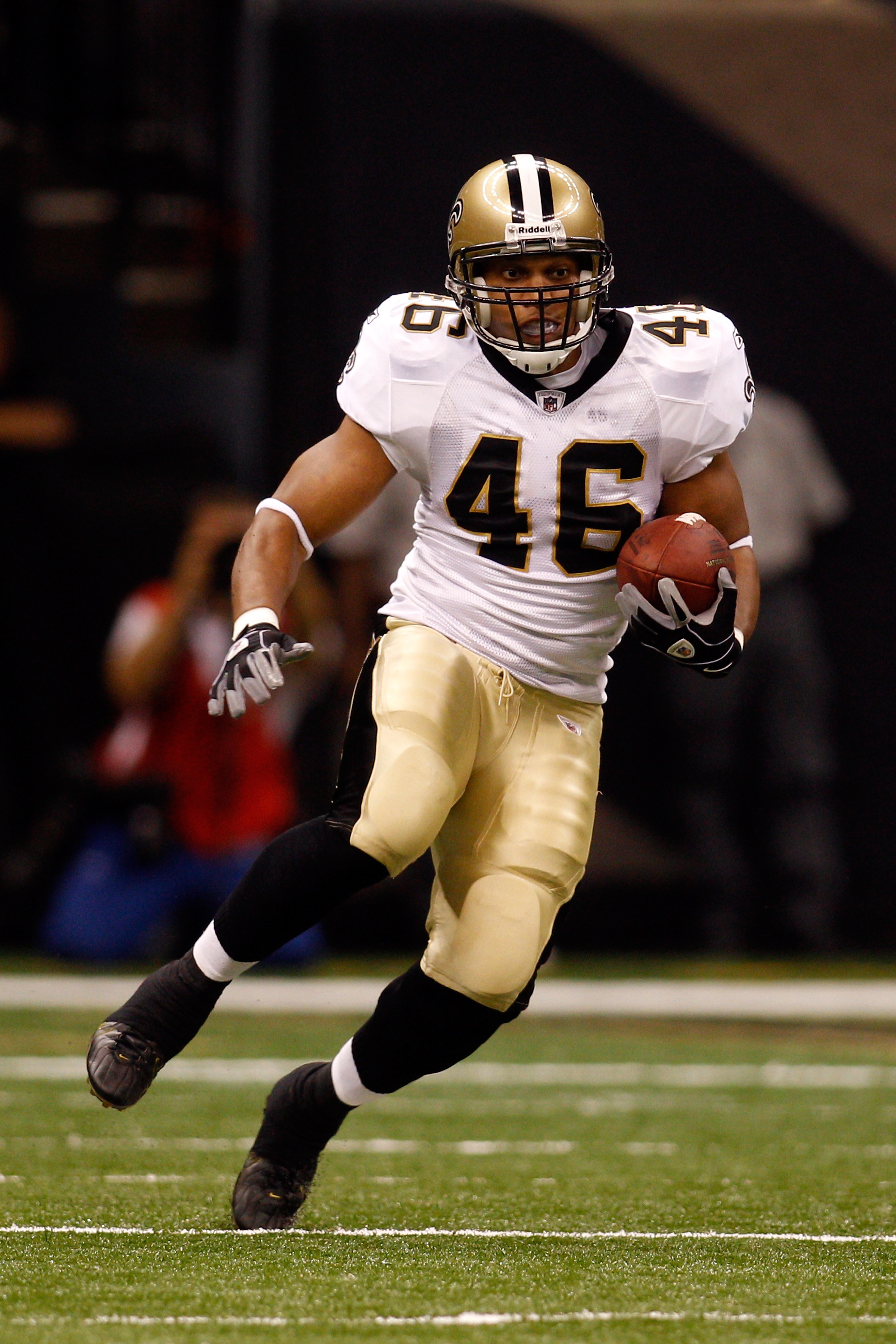 NEW ORLEANS - AUGUST 27:  Ladell Betts #46 of the New Orleans Saints in action against the San Diego Chargers at the Louisiana Superdome on August 27, 2010 in New Orleans, Louisiana.  (Photo by Chris Graythen/Getty Images)