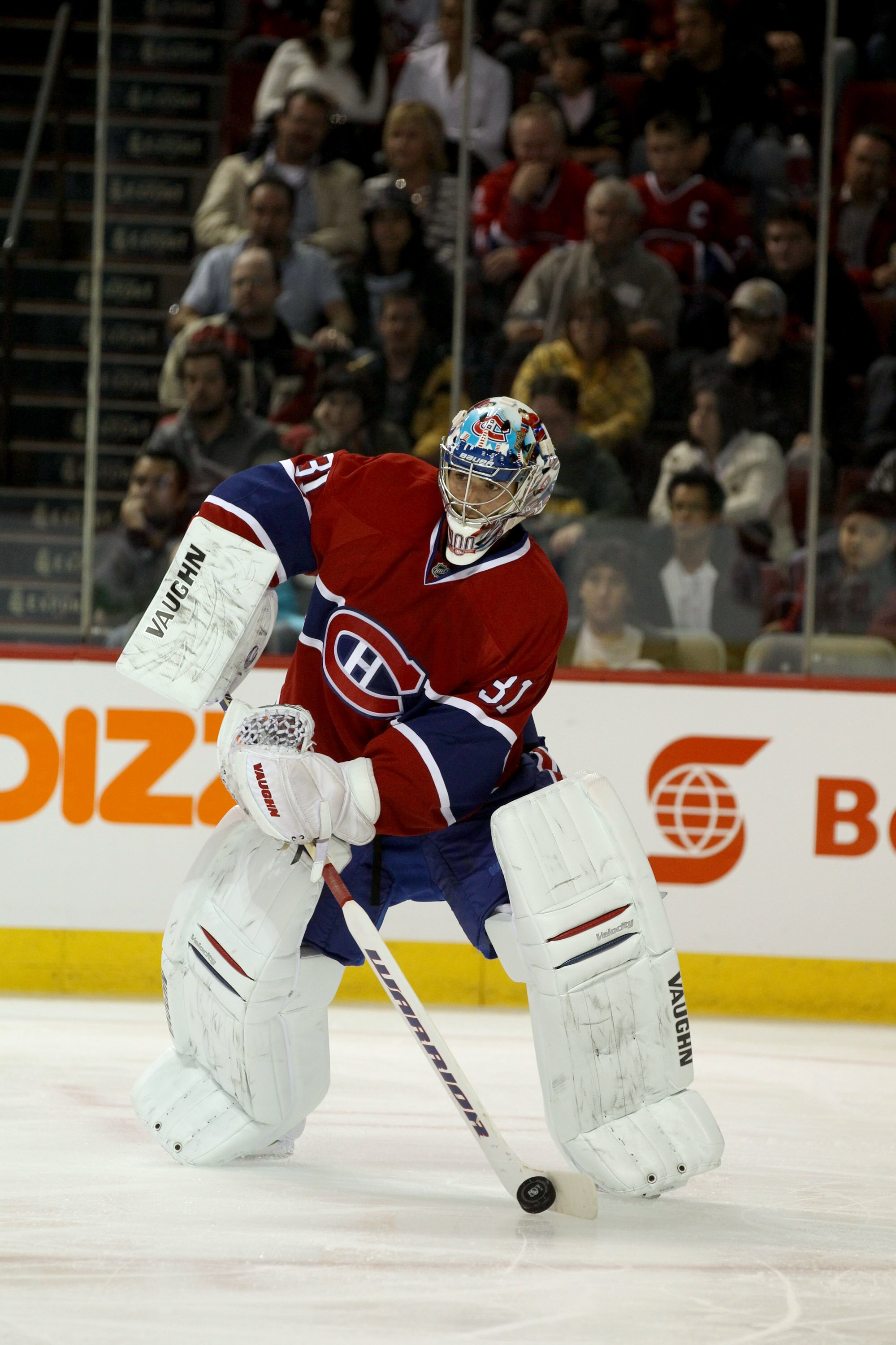 MONTREAL, CANADA - SEPTEMBER 27: Carey Price #31 of the Montreal Canadiens blocks the puck against the Florida Panthers at the Bell Centre on September 27, 2010 in Montreal, Canada. (Photo by Bruce Bennett/Getty Images)