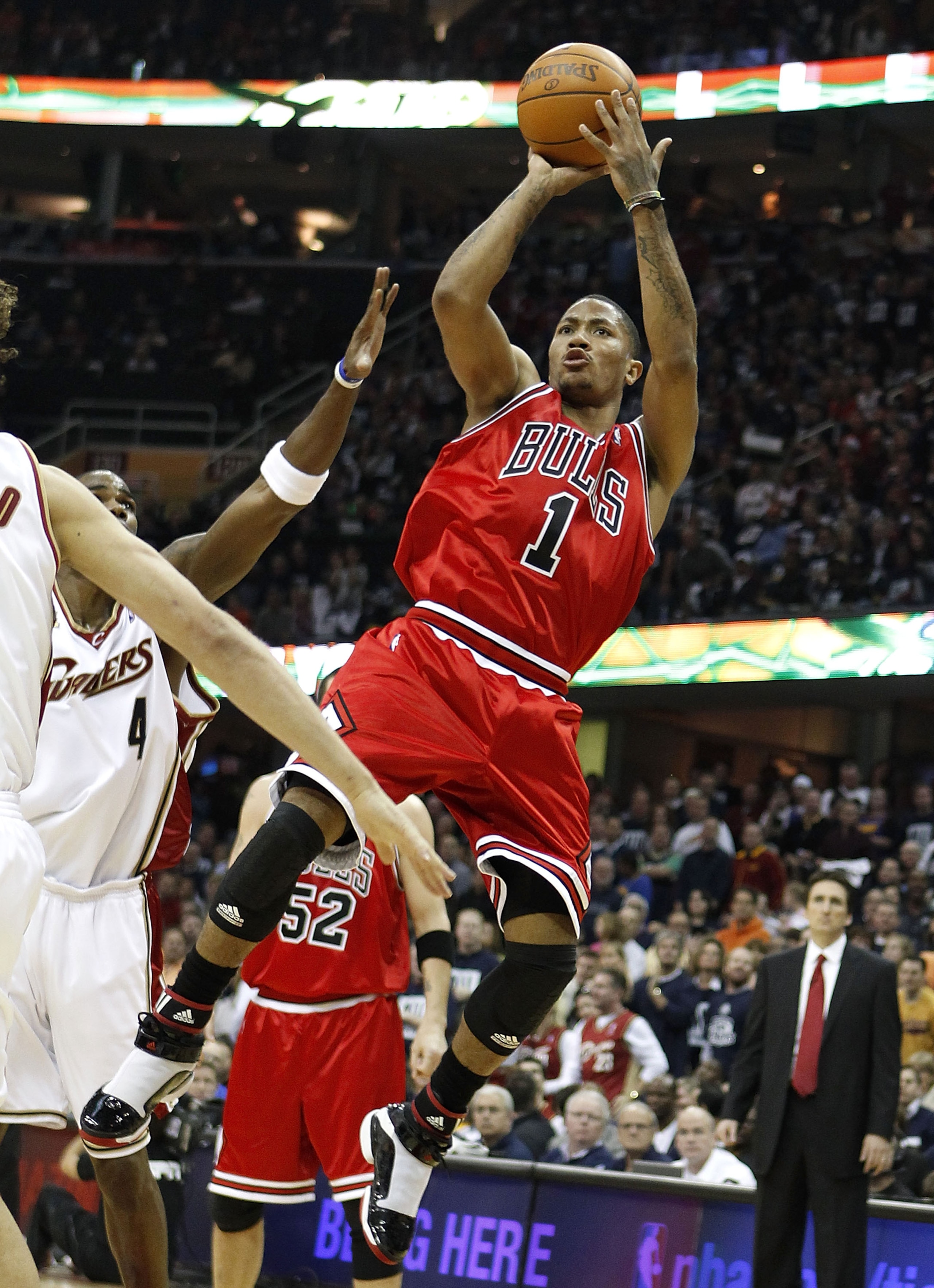 CLEVELAND - APRIL 17: Derrick Rose #1 of the Chicago Bulls shoots against the Cleveland Cavaliers in Game One of the Eastern Conference Quarterfinals during the 2010 NBA Playoffs at Quicken Loans Arena on April 17, 2010 in Cleveland, Ohio.  NOTE TO USER: