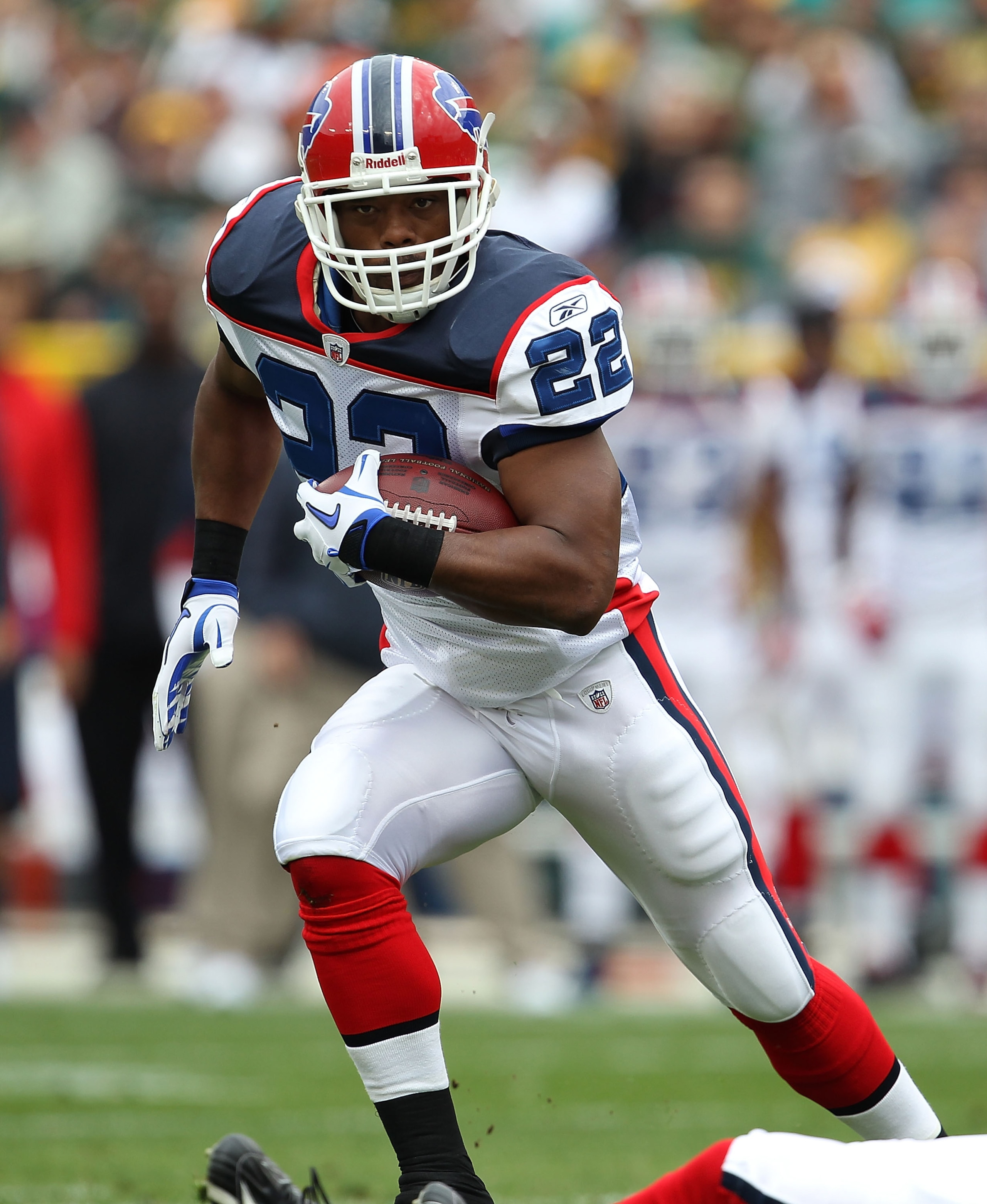 GREEN BAY, WI - SEPTEMBER 19: Fred Jackson #22 of the Buffalo Bills runs against the Green Bay Packers at Lambeau Field on September 19, 2010 in Green Bay, Wisconsin. The Packers defeated the Bills 34-7. (Photo by Jonathan Daniel/Getty Images)