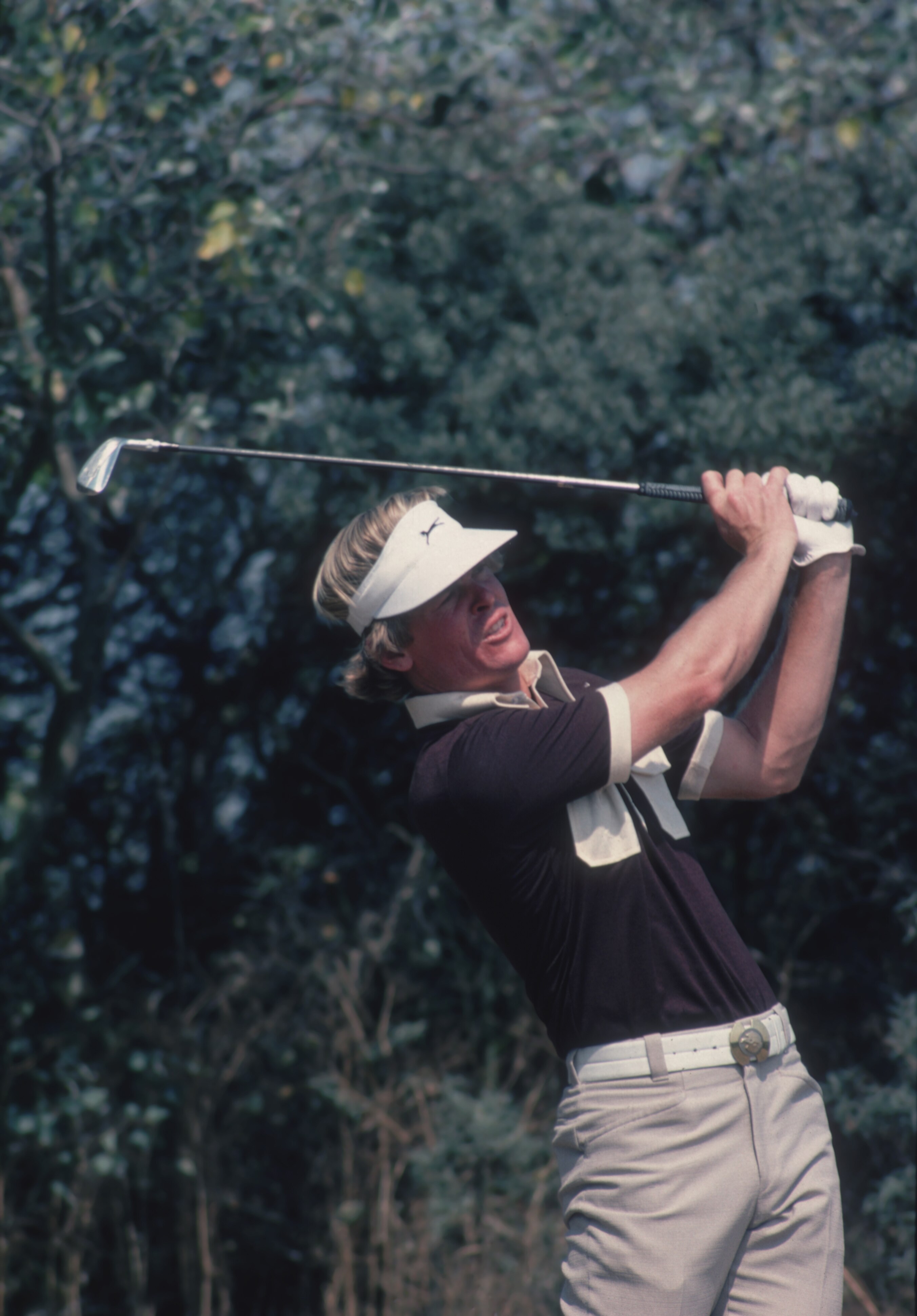 SOUTHPORT, ENGLAND - JULY 1976:  Johnny Miller of the USA on his way to winning the British Open in July 1976 at the Royal Birkdale Golf Club, in Southport, England. (Photo by Getty Images)