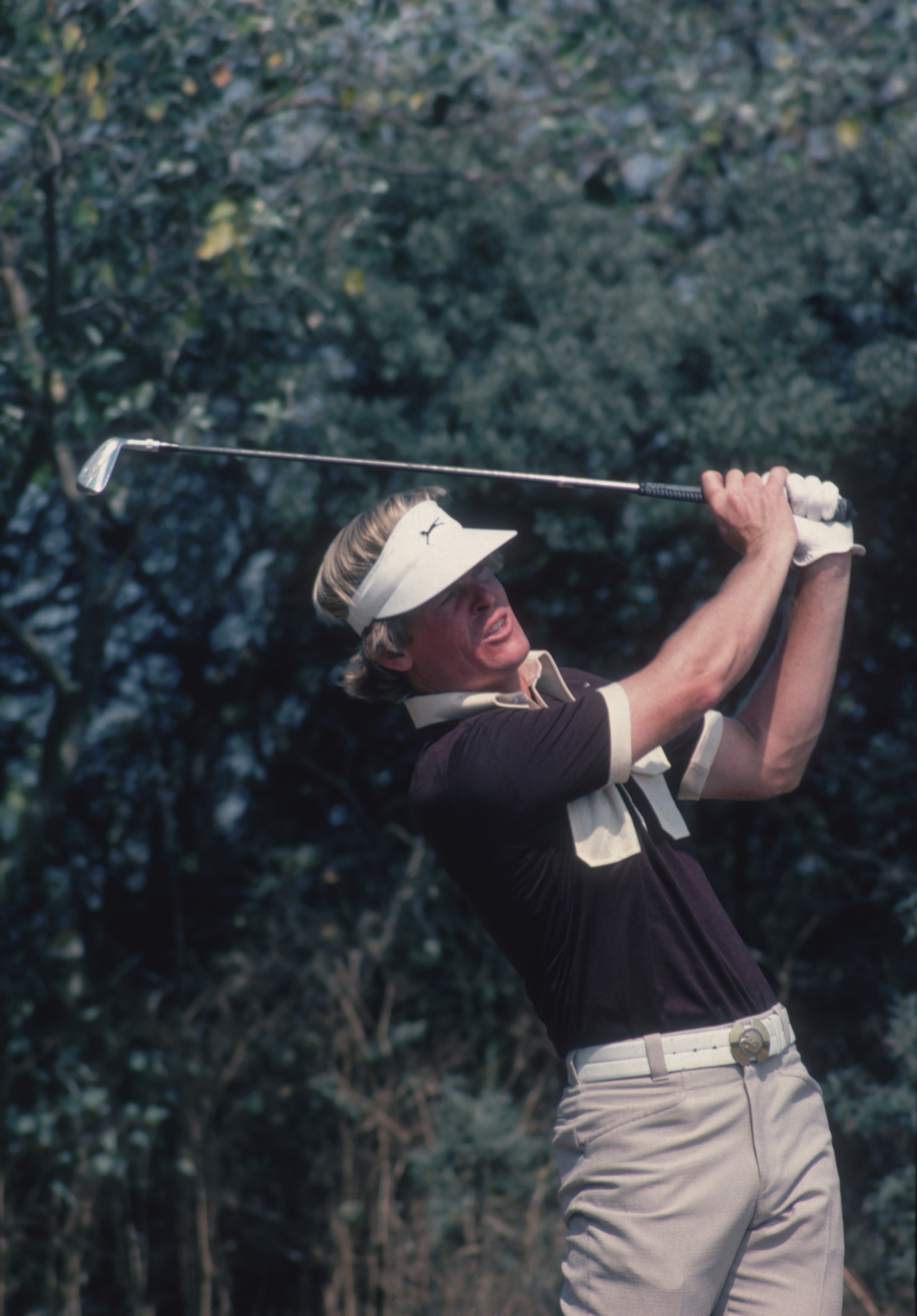 SOUTHPORT, ENGLAND - JULY 1976:  Johnny Miller of the USA on his way to winning the British Open in July 1976 at the Royal Birkdale Golf Club, in Southport, England. (Photo by Getty Images)