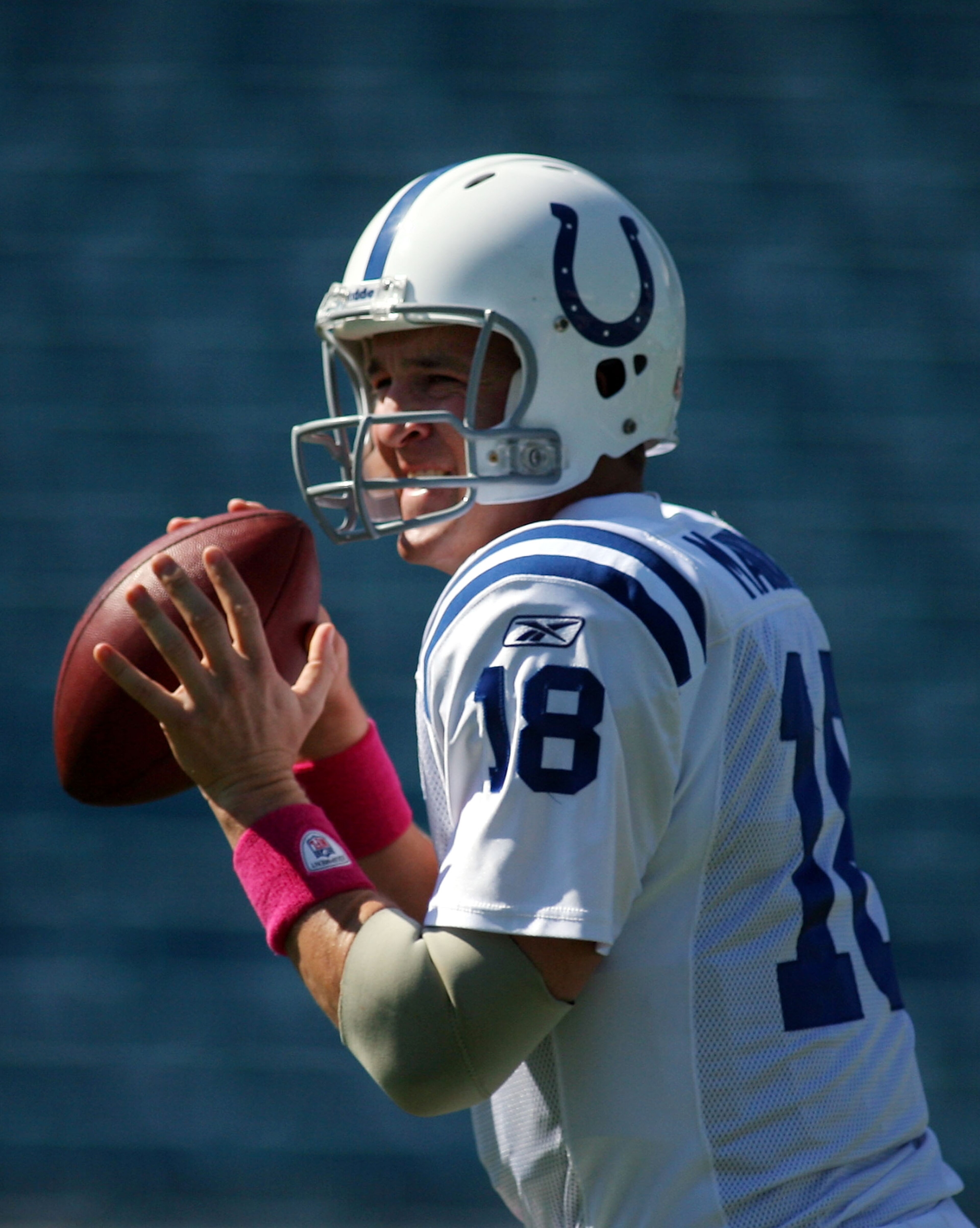 JACKSONVILLE, FL - OCTOBER 03:  Quarterback Peyton Manning #18 of the Indianapolis Colts warms up prior to taking on the Jacksonville Jaguars at EverBank Field on October 3, 2010 in Jacksonville, Florida. The Jaguars won 31-28.  (Photo by Marc Serota/Gett