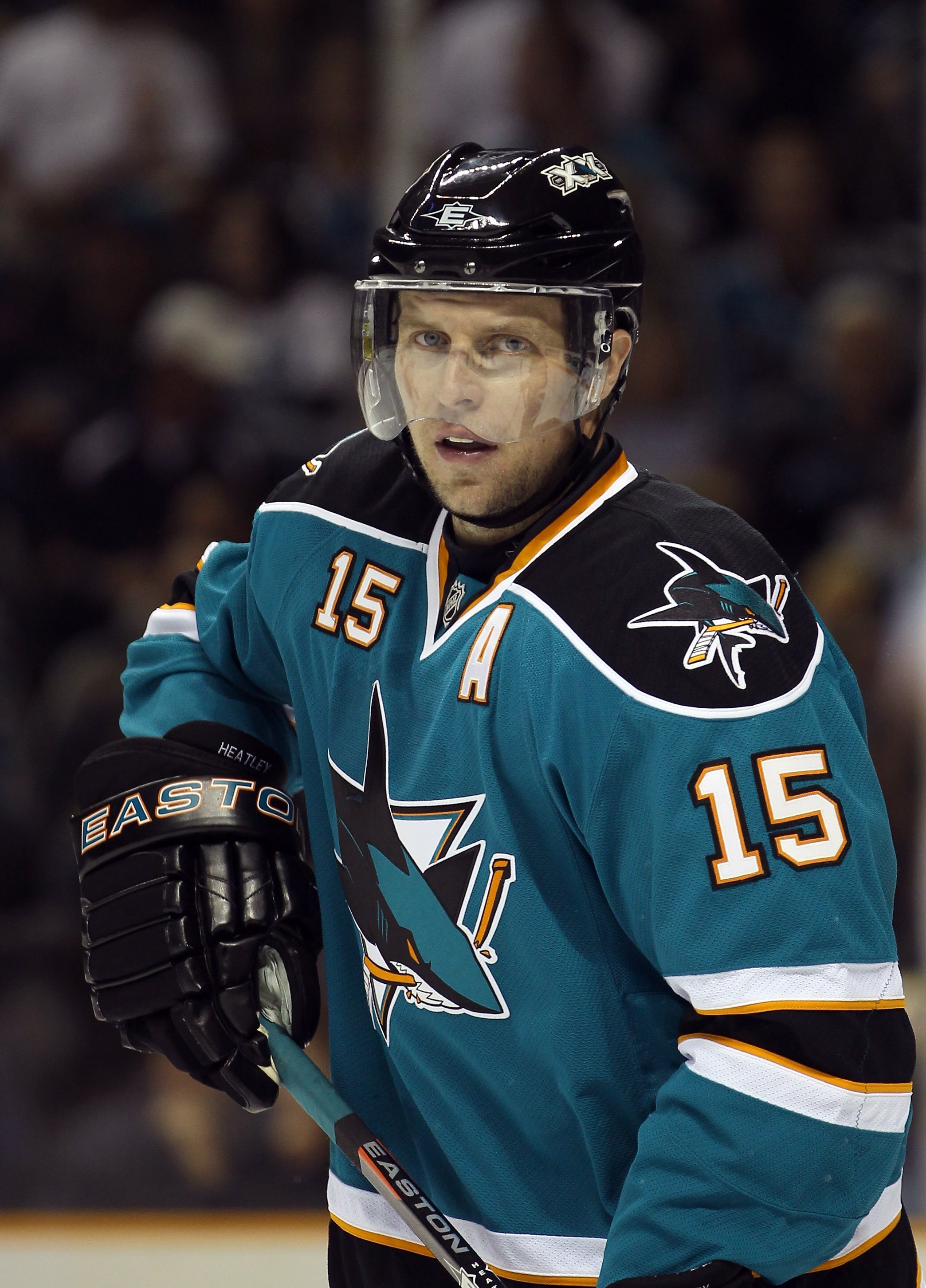 SAN JOSE, CA - SEPTEMBER 24:  Dany Heatley #15 of the San Jose Sharks in action during their preseason game against the Anaheim Ducks at HP Pavilion on September 24, 2010 in San Jose, California.  (Photo by Ezra Shaw/Getty Images)