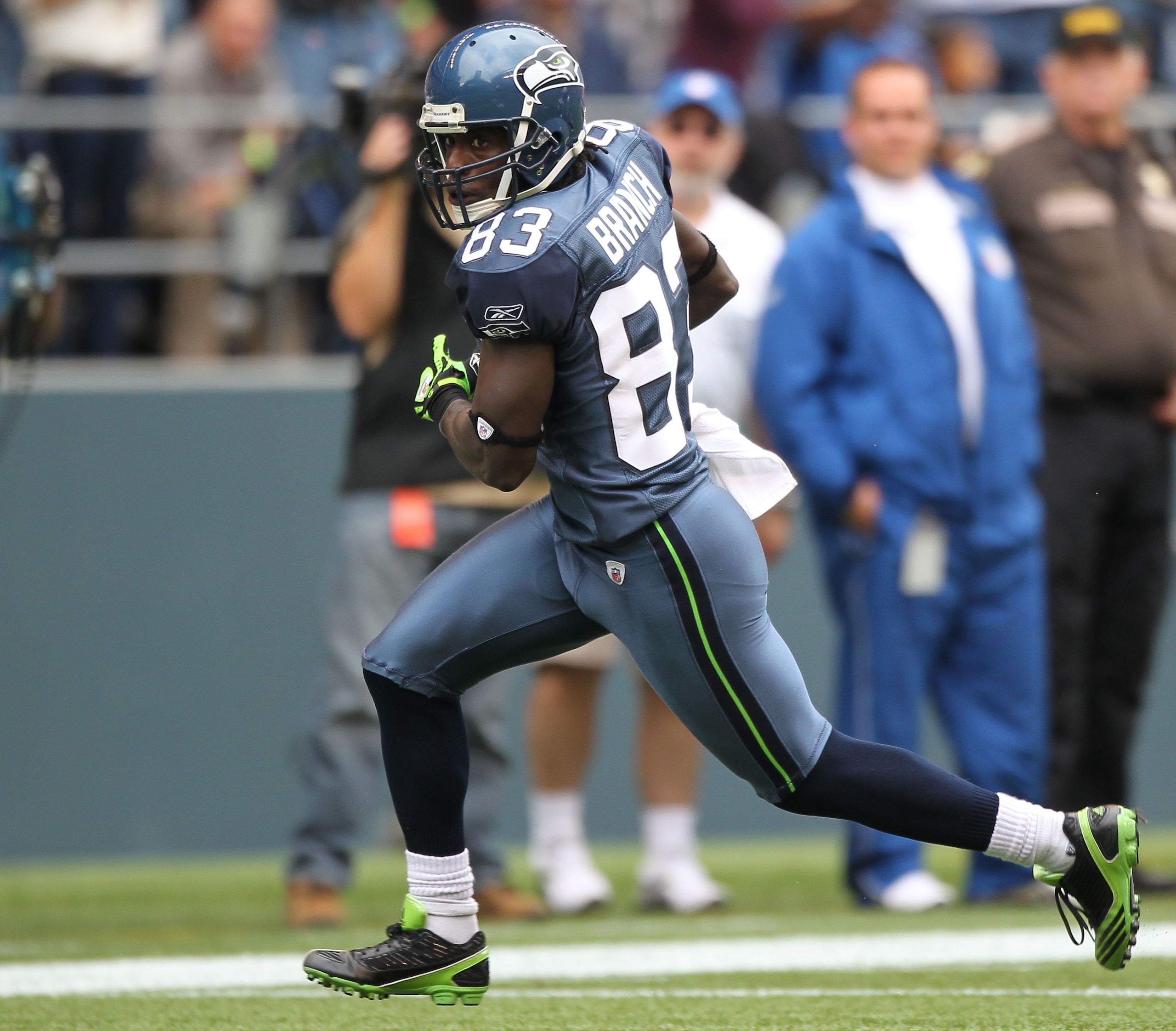 SEATTLE - SEPTEMBER 26:  Wide receiver Deion Branch #83 of the Seattle Seahawks rushes against the San Diego Chargers at Qwest Field on September 26, 2010 in Seattle, Washington. (Photo by Otto Greule Jr/Getty Images)