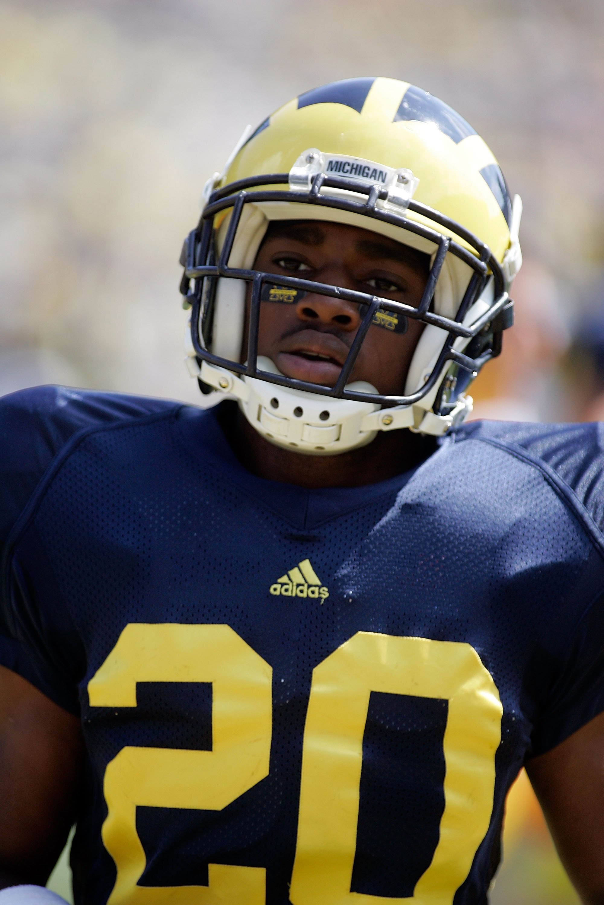 ANN ARBOR, MI - SEPTEMBER 12:  Michael Shaw #20 of Michigan against Notre Dame at Michigan Stadium on September 12, 2009 in Ann Arbor, Michigan.  (Photo by Domenic Centofanti/Getty Images)