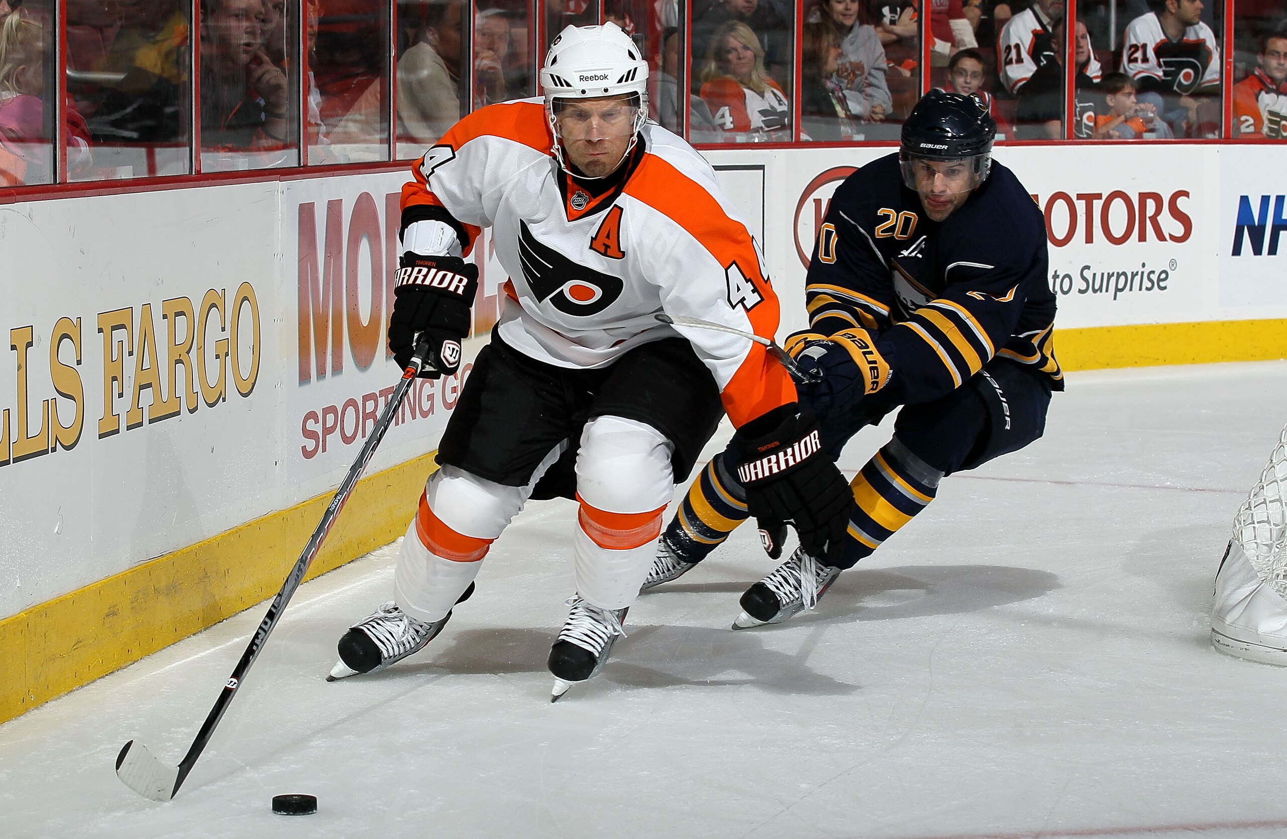 PHILADELPHIA - OCTOBER 01:  Kimmo Timonen #44 of the Philadelphia Flyers skates against Rob Niedermayer #20 of the Buffalo Sabres on October 1, 2010 at Wells Fargo Center in Philadelphia, Pennsylvania. The Flyers defeated the Sabres 3-1.  (Photo by Jim Mc