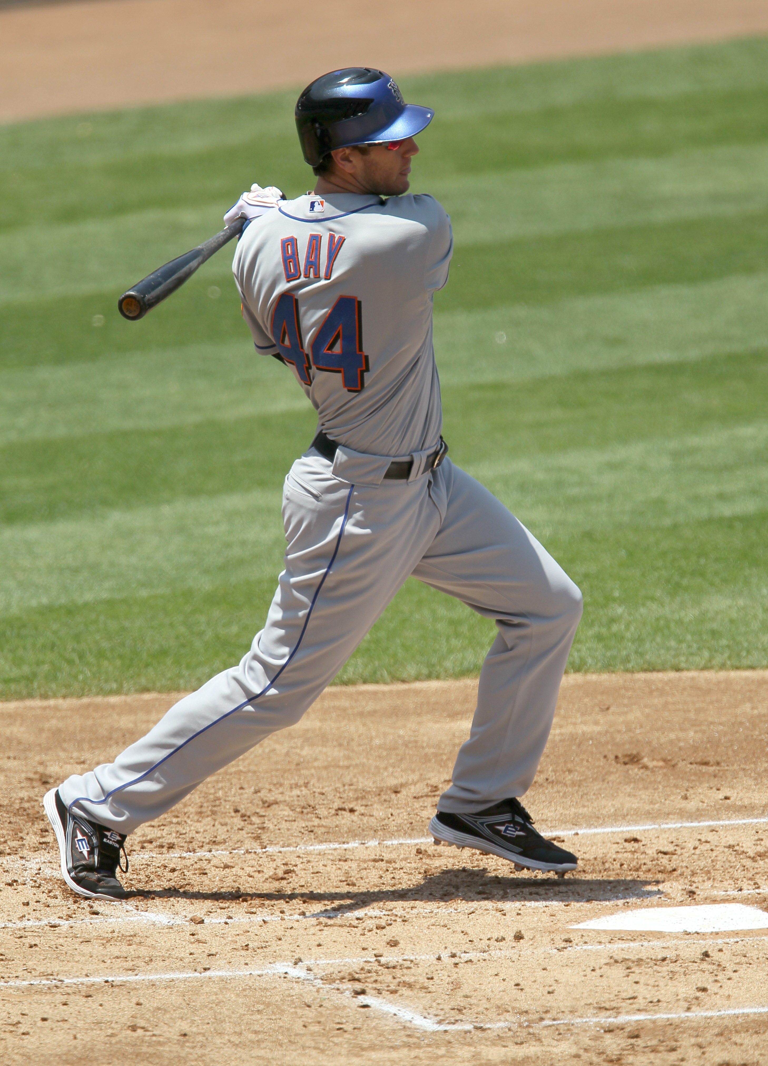 LOS ANGELES, CA - JULY 25:  Jason Bay #44 of the New York Mets bats against the Los Angeles Dodgers on July 25, 2010 at Dodger Stadium in Los Angeles, California. The Dodgers won 1-0.  (Photo by Stephen Dunn/Getty Images)