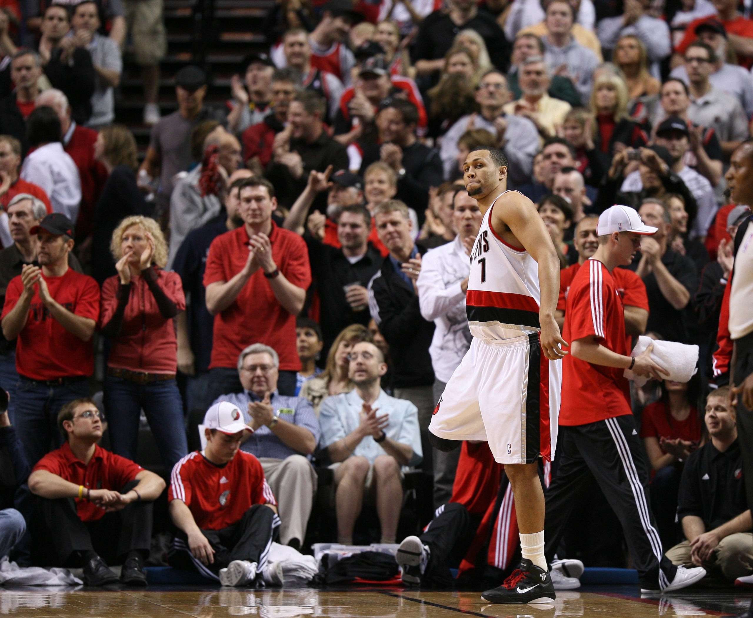 PORTLAND, OR - APRIL 24:  Brandon Roy #7 of the Portland Trail Blazers comes into the game against the Phoenix Suns during Game Four of the Western Conference Quarterfinals of the NBA Playoffs on April 24, 2010 at the Rose Garden in Portland, Oregon. The