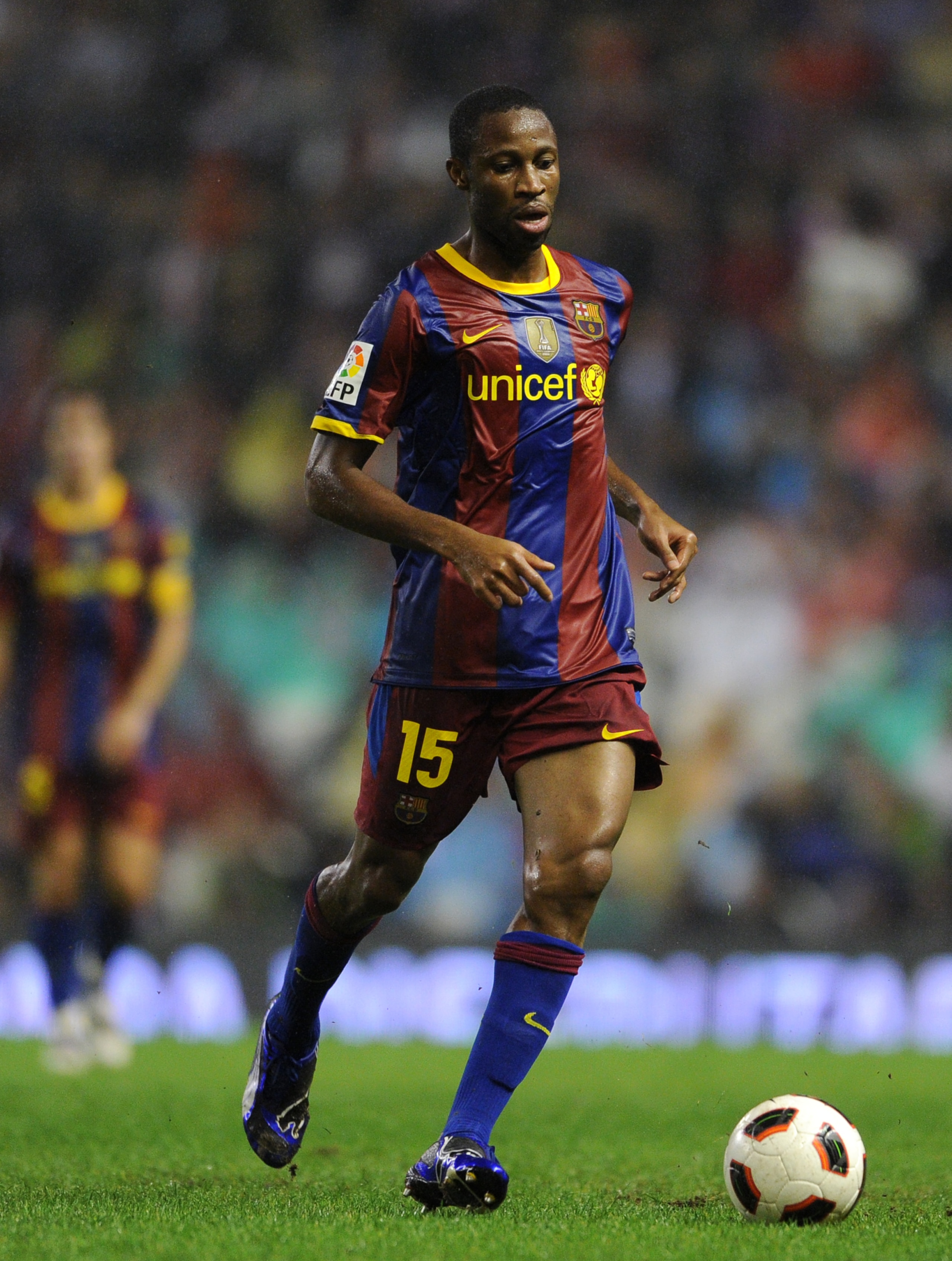 BILBAO, SPAIN - SEPTEMBER 25: Seydou Keita of Barcelona runs with the ball during the La Liga match between Athletic Bilbao and Barcelona at the San Mames Stadium on September 25, 2010 in Bilbao, Spain. Barcelona won the match 3-1. (Photo by Jasper Juin BILBAO, SPAIN - SEPTEMBER 25: Seydou Keita of Barcelona runs with the ball during the La Liga match between Athletic Bilbao and Barcelona at the San Mames Stadium on September 25, 2010 in Bilbao, Spain. Barcelona won the match 3-1. (Photo by Jasper Juin