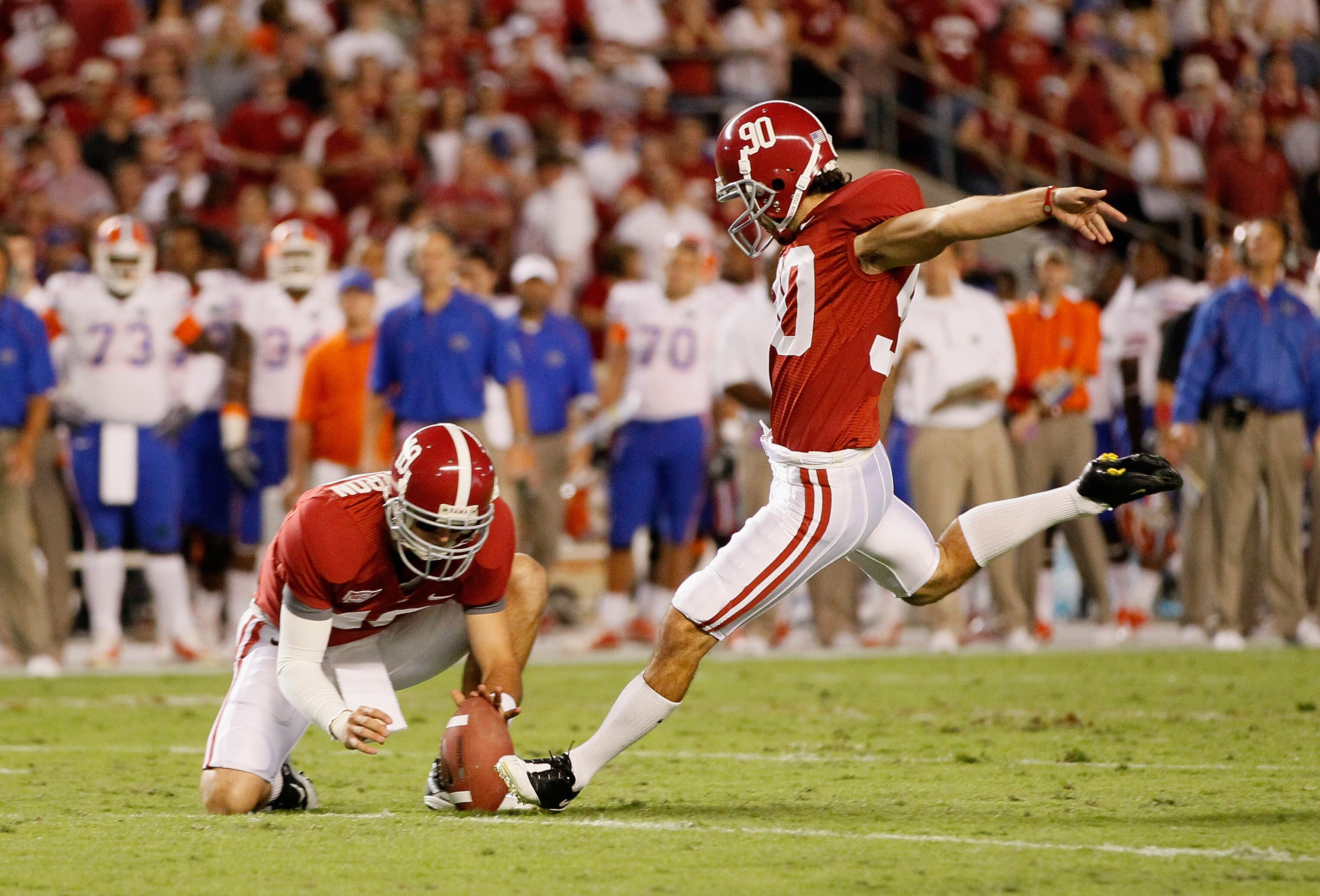 TUSCALOOSA, AL - OCTOBER 02:  Jeremy Shelley #90 of the Alabama Crimson Tide against the Florida Gators at Bryant-Denny Stadium on October 2, 2010 in Tuscaloosa, Alabama.  (Photo by Kevin C. Cox/Getty Images)