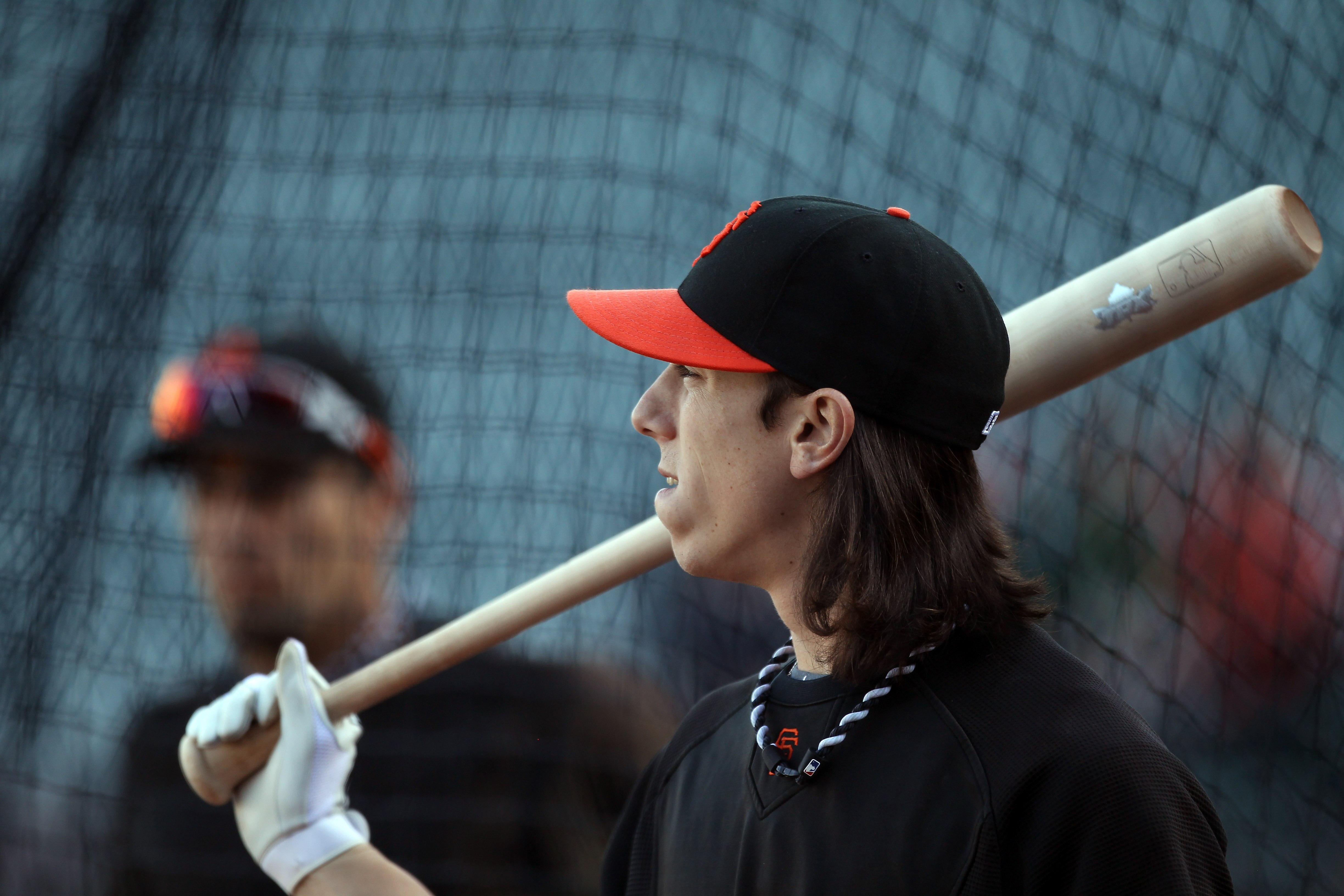 SAN FRANCISCO - OCTOBER 07: Tim Lincecum #55 of the San Francisco Giants warms up for their game against the Atlanta Braves in game 1 of the NLDS at AT&T Park on October 7, 2010 in San Francisco, California. (Photo by Ezra Shaw/Getty Images) SAN FRANCISCO - OCTOBER 07: Tim Lincecum #55 of the San Francisco Giants warms up for their game against the Atlanta Braves in game 1 of the NLDS at AT&T Park on October 7, 2010 in San Francisco, California. (Photo by Ezra Shaw/Getty Images)