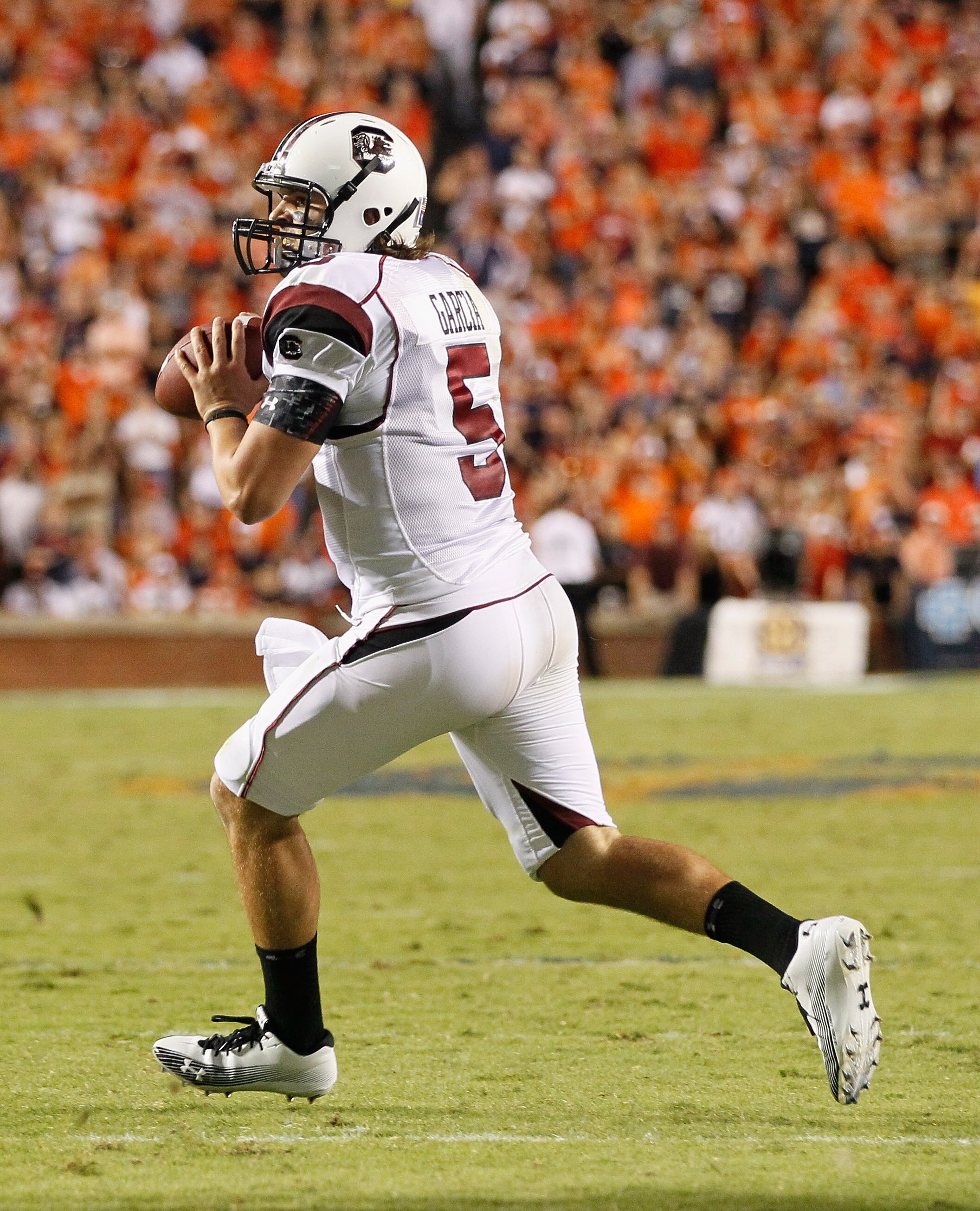 AUBURN, AL - SEPTEMBER 25:  Quarterback Stephen Garcia #5 of the South Carolina Gamecocks against the Auburn Tigers at Jordan-Hare Stadium on September 25, 2010 in Auburn, Alabama.  (Photo by Kevin C. Cox/Getty Images)