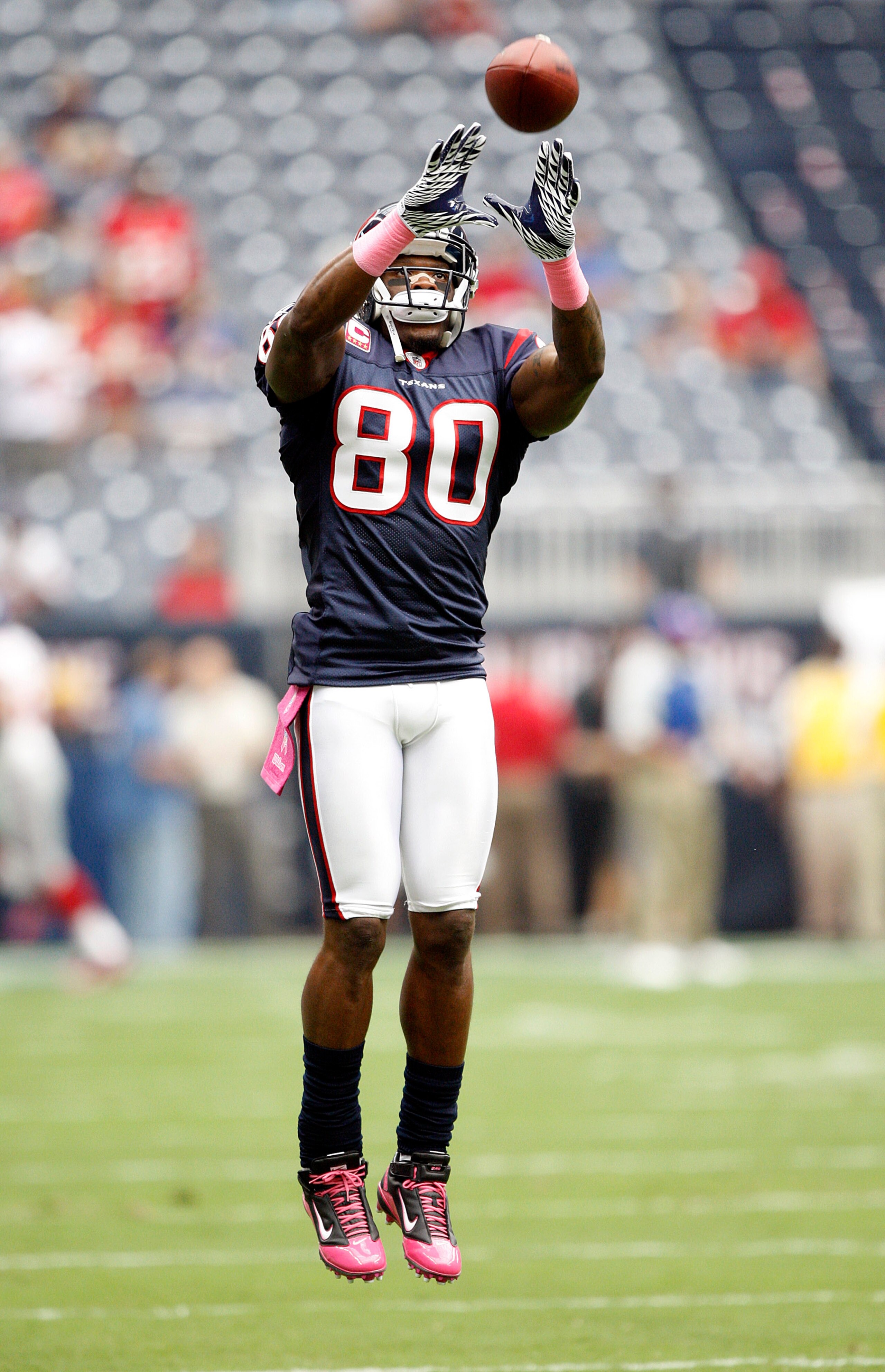 HOUSTON - OCTOBER 10:  Wide receiver Andre Johnson #80 of the Houston Texans warms up prior to playing the  New York Giants at Reliant Stadium on October 10, 2010 in Houston, Texas.  Johnson was a game day decision as to whether he would play after suffer
