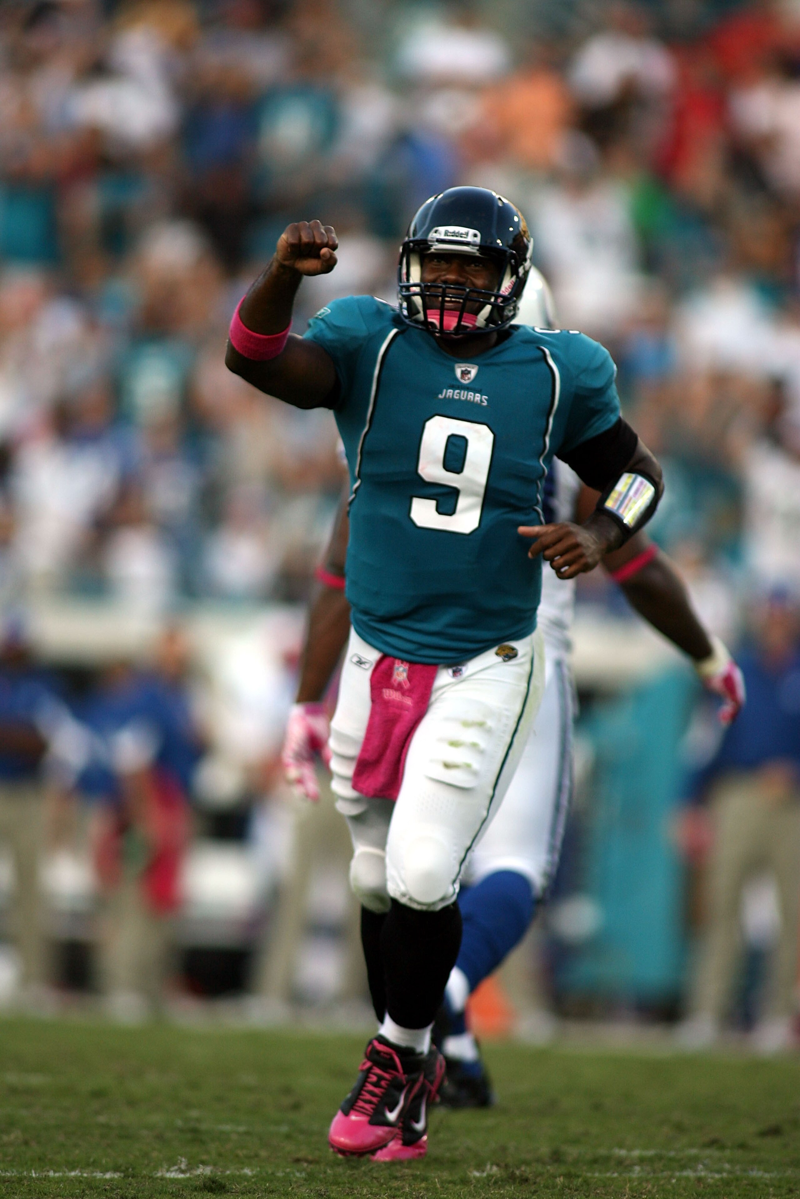 JACKSONVILLE, FL - OCTOBER 03: Quarterback David Garrard #9 of the Jacksonville Jaguars celebrates the go ahead touchdown against the Indianapolis Colts at EverBank Field on October 3, 2010 in Jacksonville, Florida. The Jaguars won 31-28. (Photo by Marc JACKSONVILLE, FL - OCTOBER 03: Quarterback David Garrard #9 of the Jacksonville Jaguars celebrates the go ahead touchdown against the Indianapolis Colts at EverBank Field on October 3, 2010 in Jacksonville, Florida. The Jaguars won 31-28. (Photo by Marc