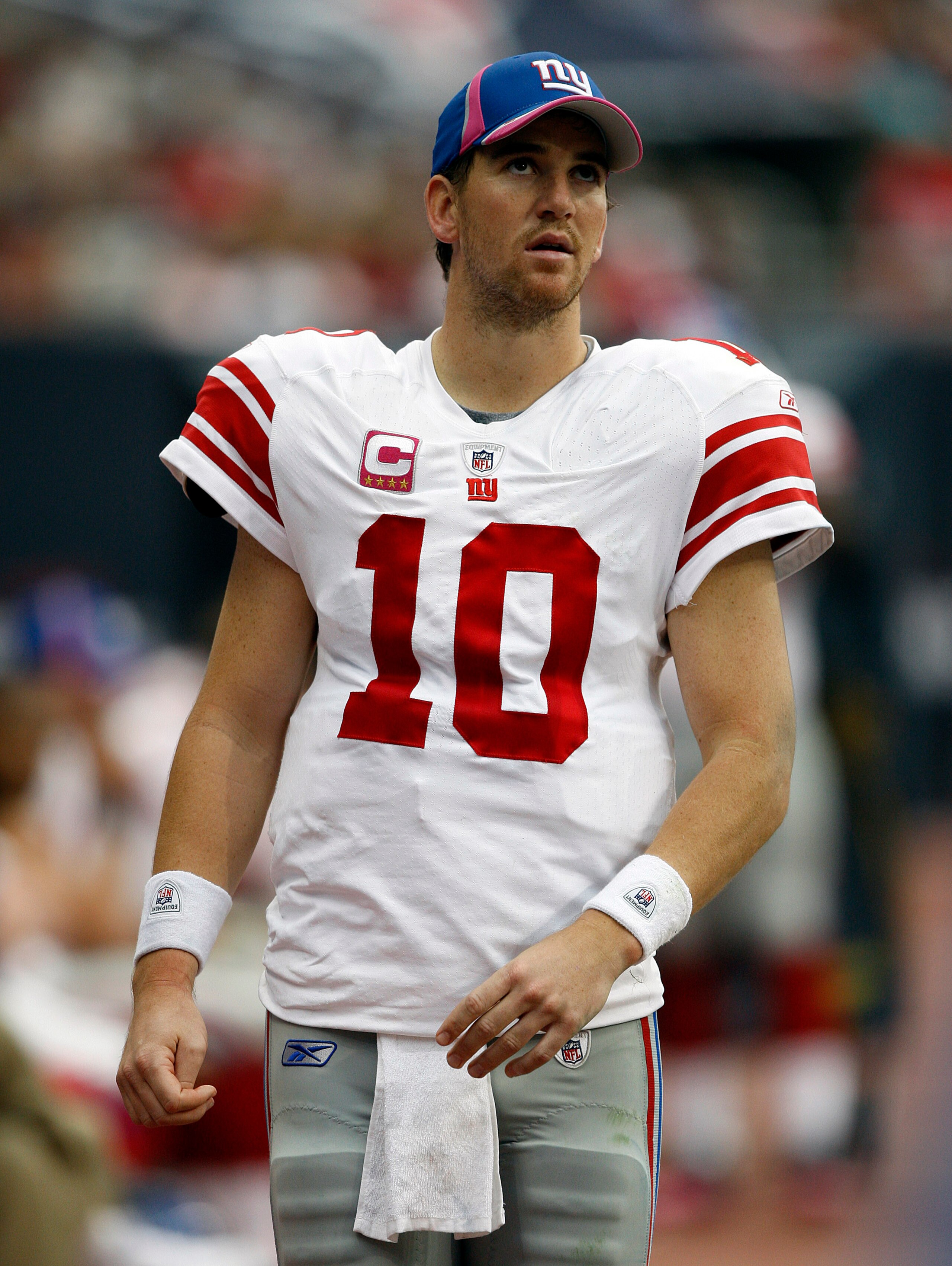HOUSTON - OCTOBER 10: Quarterback Eli Manning #10 of the New York Giants looks on from the sidelines against the Houston Texans at Reliant Stadium on October 10, 2010 in Houston, Texas. (Photo by Bob Levey/Getty Images) HOUSTON - OCTOBER 10: Quarterback Eli Manning #10 of the New York Giants looks on from the sidelines against the Houston Texans at Reliant Stadium on October 10, 2010 in Houston, Texas. (Photo by Bob Levey/Getty Images)