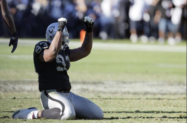 Tommy Kelly and the whole defensive front did a great job on Sunday.