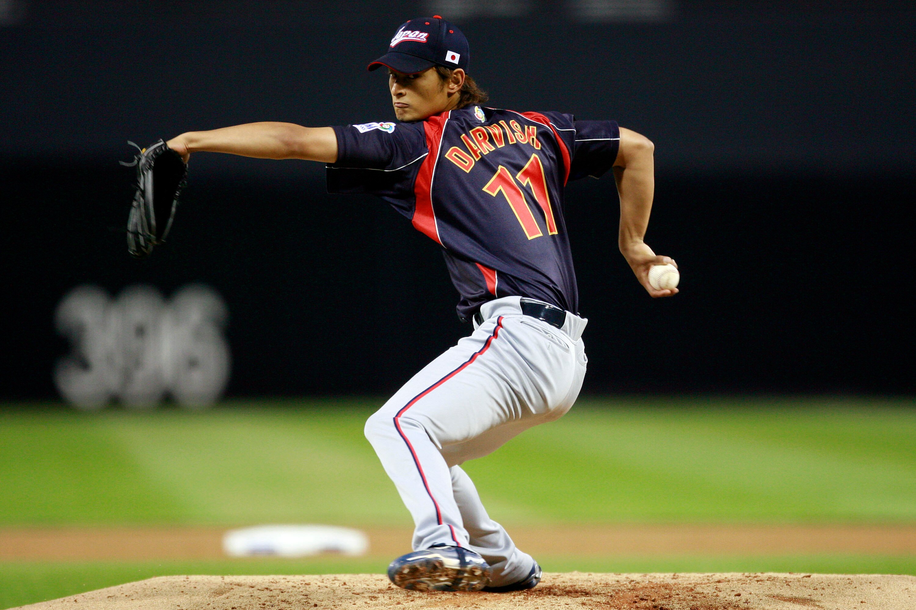 SAN DIEGO - MARCH 17:  Yu Darvish #11 of Japan pitches against Korea during the 2009 World Baseball Classic Round 2 Pool 1 Game 4 on March 17, 2009 at Petco Park in San Diego, California.  (Photo by Jeff Bottari/Getty Images)