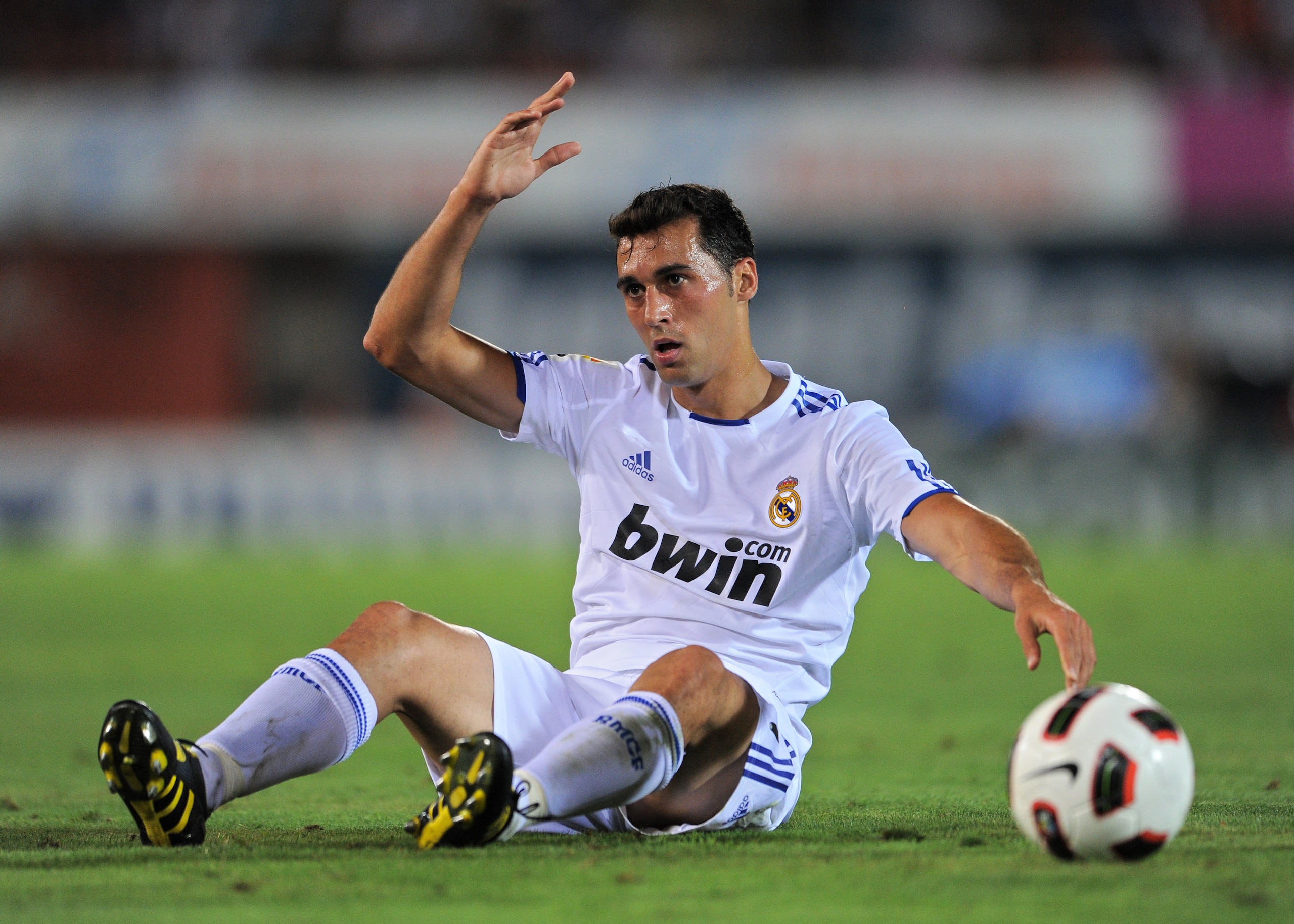 PALMA DE MALLORCA, SPAIN - AUGUST 29:  Alvaro Arbeloa of Real Madrid reacts during the La Liga match between Mallorca and Real Madrid at the ONO Estadio on August 29, 2010 in Palma de Mallorca, Spain. The match ended in a 0-0 draw.  (Photo by Jasper Juine