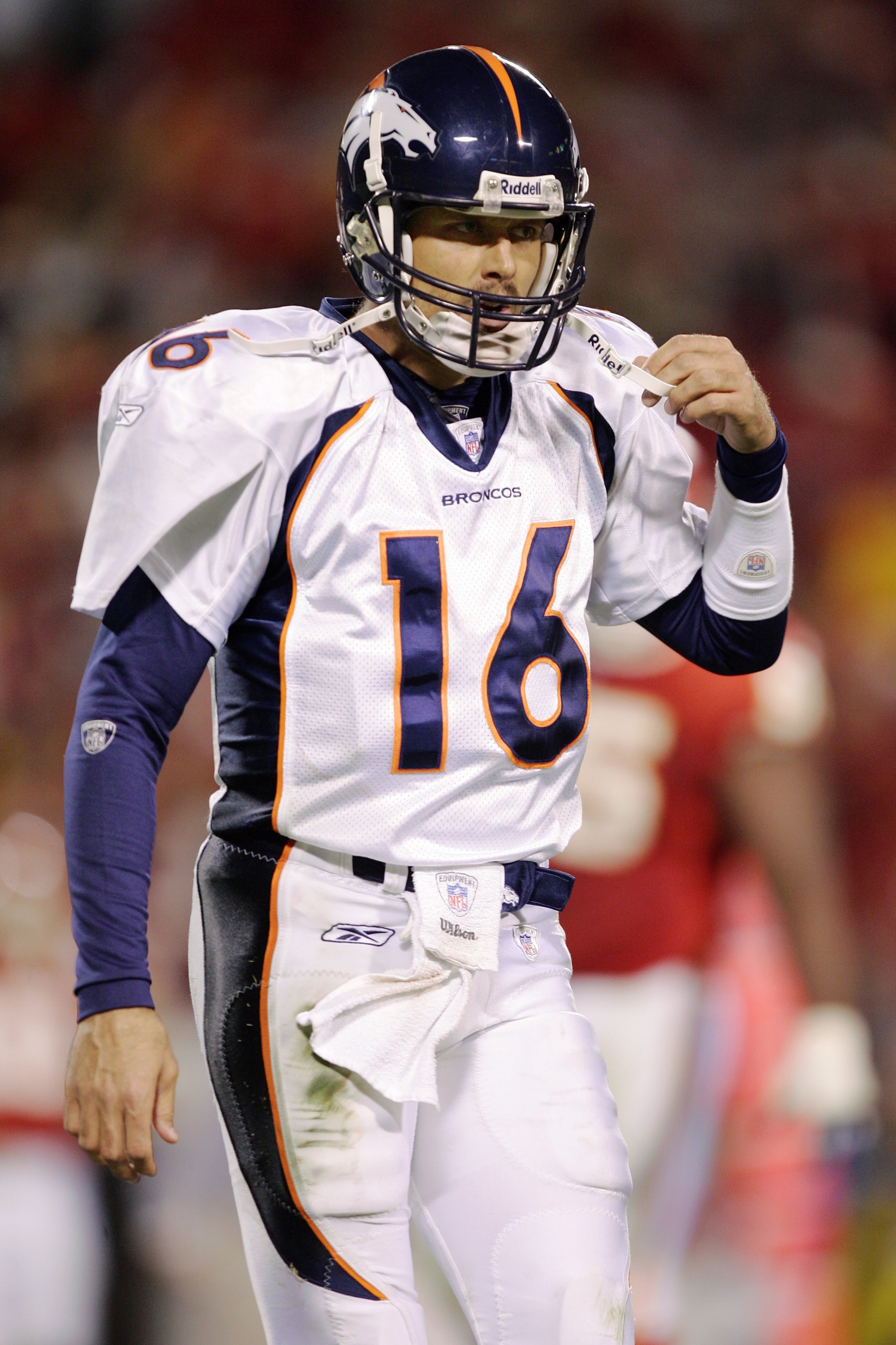 KANSAS CITY, MO - NOVEMBER 23:  Quarterback Jake Plummer #16 of the Denver Broncos walks off the field after throwing an incomplete pass on fourth down in the final two minutes against the Kansas City Chiefs on November 23, 2006 at Arrowhead Stadium in Ka