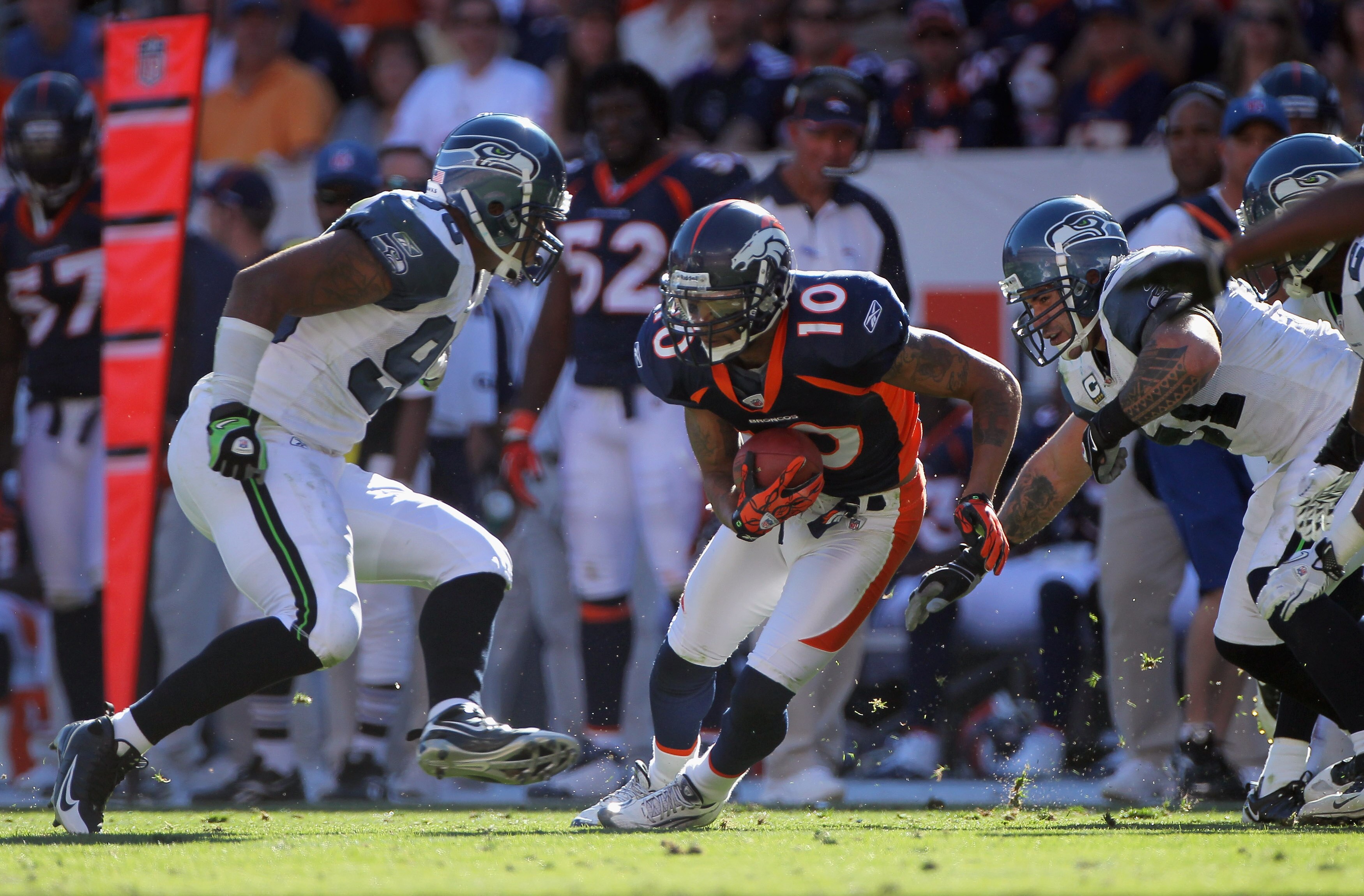 DENVER - SEPTEMBER 19:  Wide receiver Jabar Gaffney #10 of the Denver Broncos makes a reception against the Seattle Seahawks at INVESCO Field at Mile High on September 19, 2010 in Denver, Colorado. The Broncos defeated the Seahawks 31-14.  (Photo by Doug