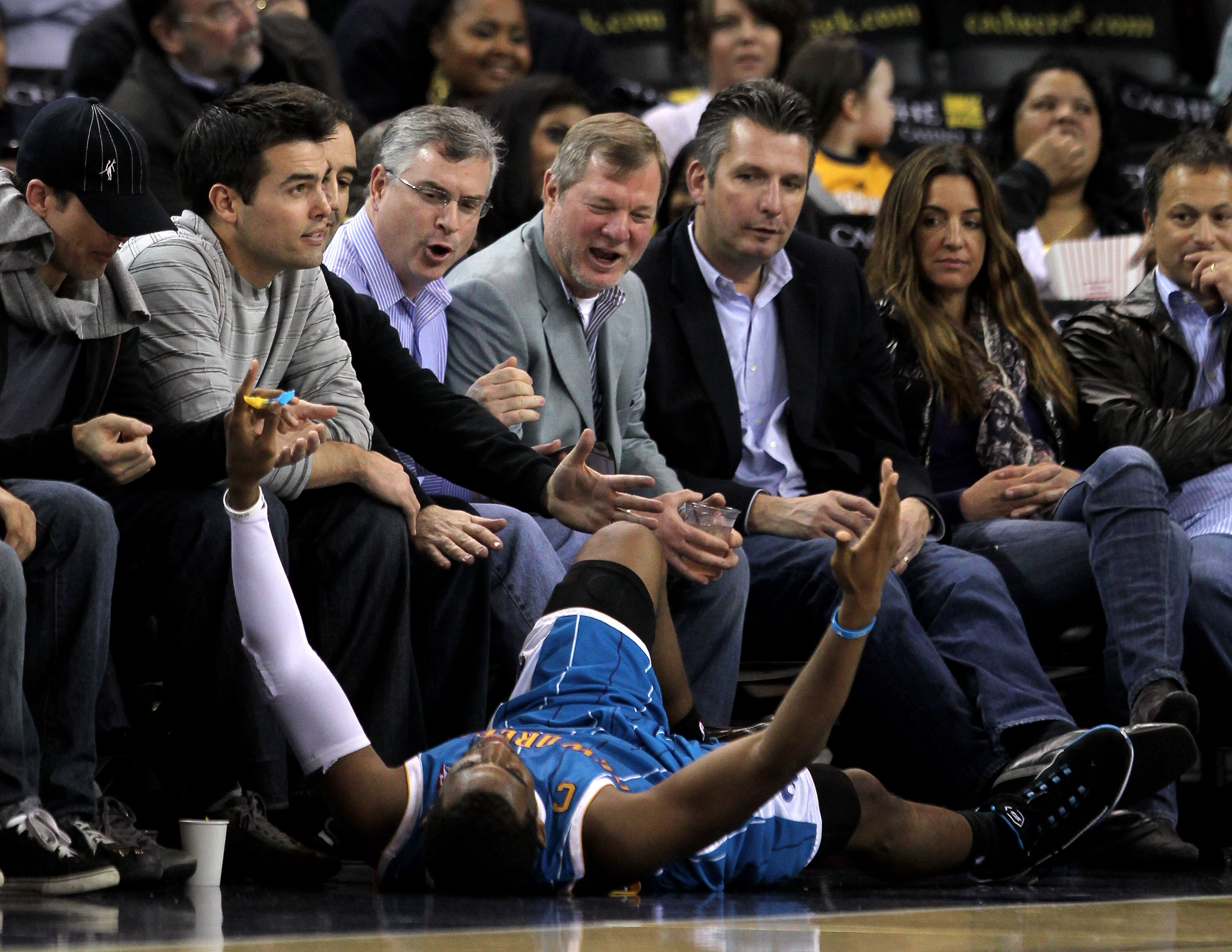 OAKLAND, CA - JANUARY 27: Chris Paul #3 of the New Orleans Hornets reacts in front of the crowd after he made a three-pointer and was fouled during their game against the Golden State Warriors at Oracle Arena on January 27, 2010 in Oakland, California. OAKLAND, CA - JANUARY 27: Chris Paul #3 of the New Orleans Hornets reacts in front of the crowd after he made a three-pointer and was fouled during their game against the Golden State Warriors at Oracle Arena on January 27, 2010 in Oakland, California.