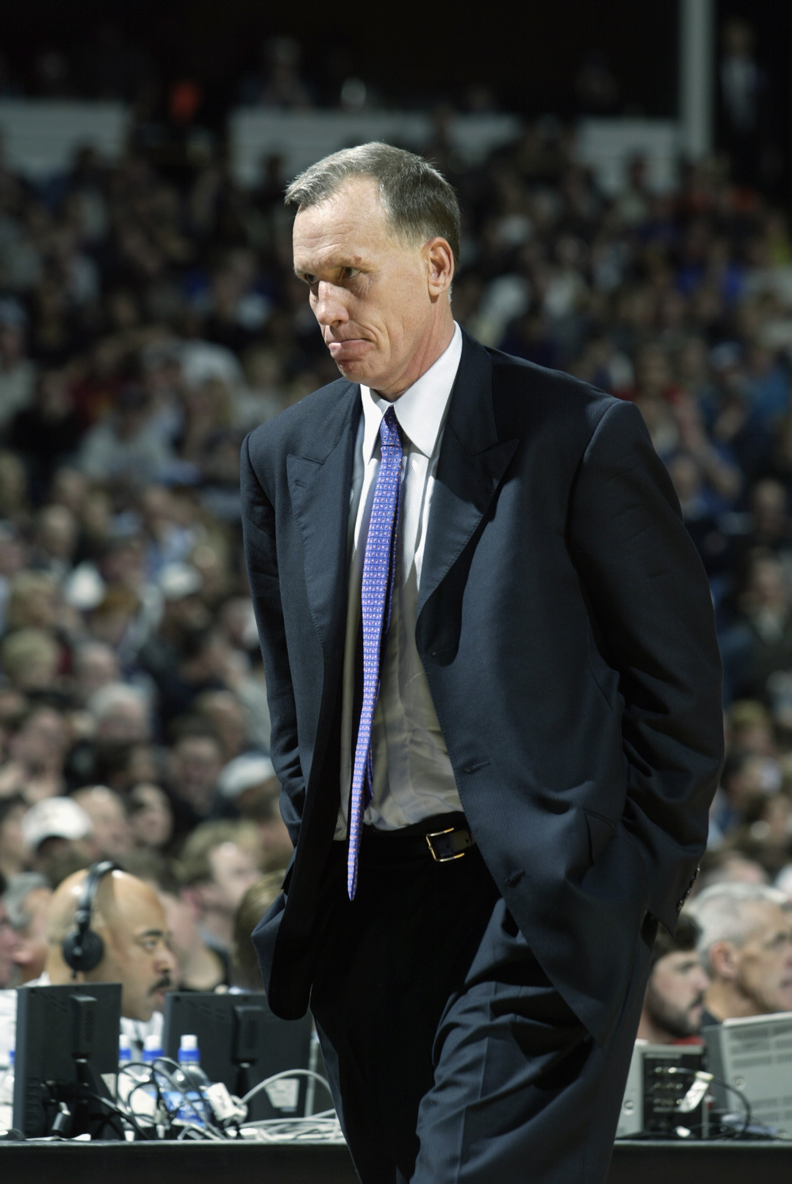 SACRAMENTO, CA - FEBRUARY 11:  Head coach Doug Collins of the Washington Wizards during the NBA game against the Sacramento Kings at Arco Arena on February 11, 2003 in Sacramento, California.  The Kings won 99-80.  NOTE TO USER: User expressly acknowledge