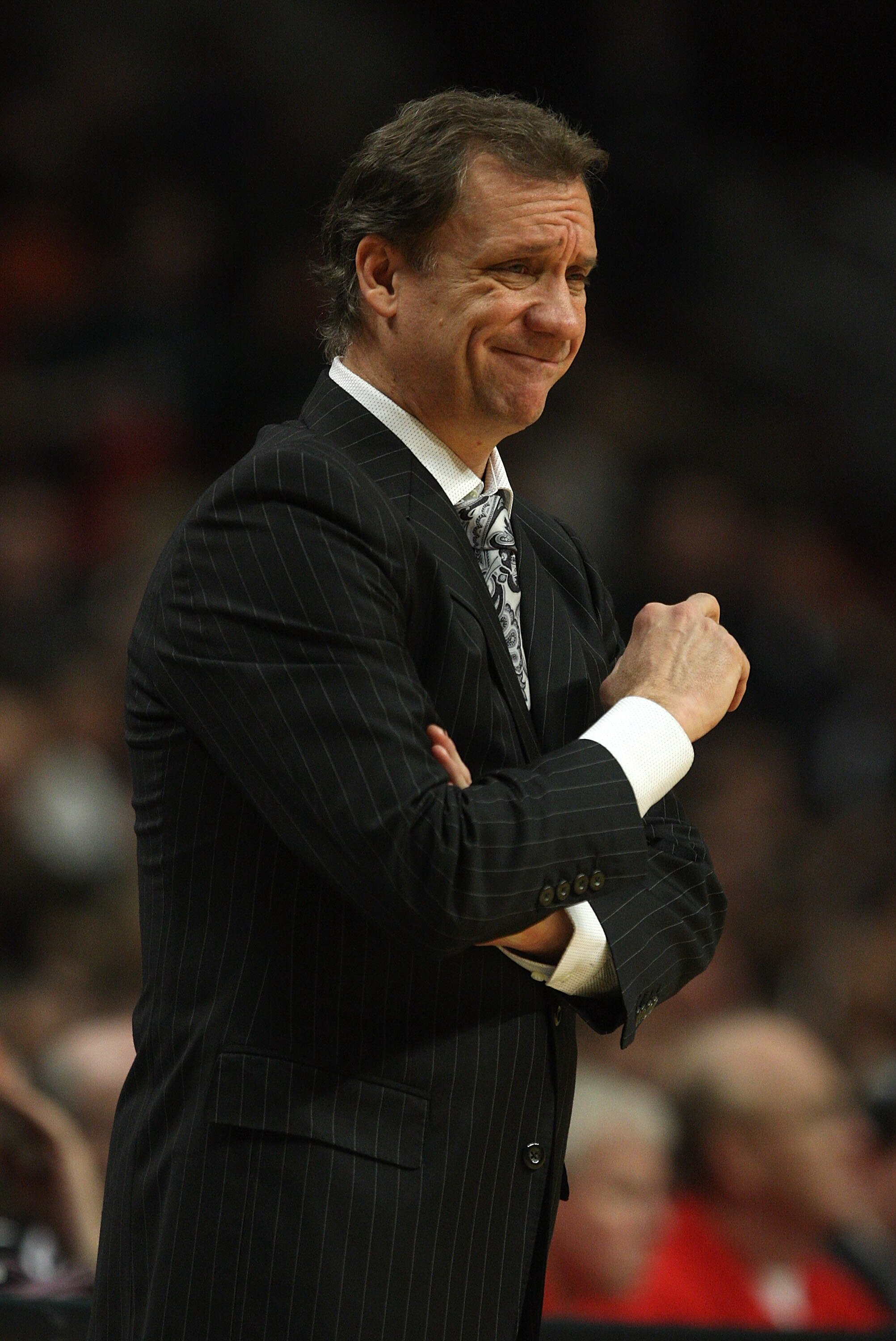 CHICAGO - JANUARY 15: Head coach Flip Saunders of the Washington Wizards watches as his team takes on the Chicago Bulls at the United Center on January 15, 2010 in Chicago, Illinois. NOTE TO USER: User expressly acknowledges and agrees that, by downloadin