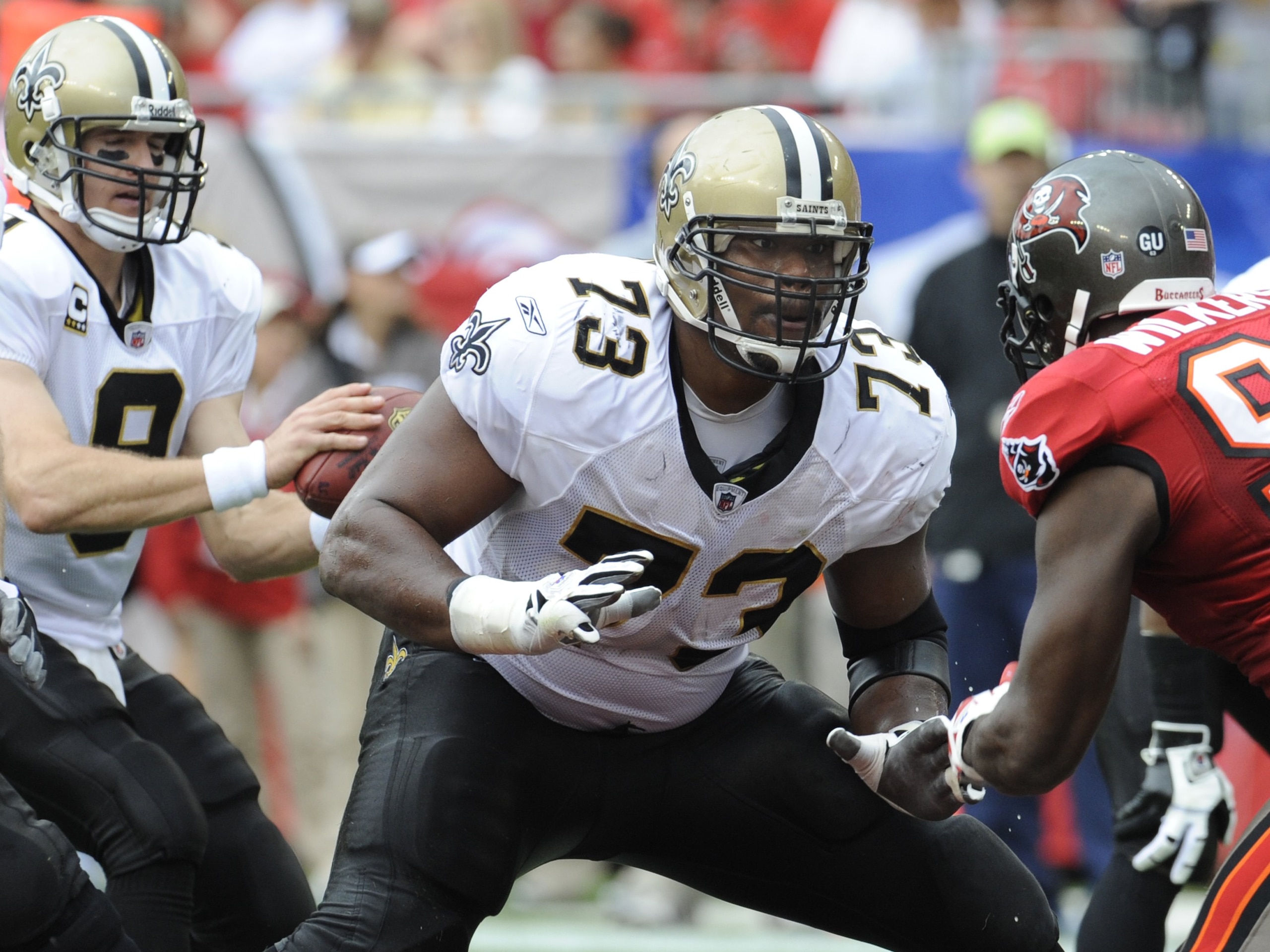 TAMPA, FL - NOVEMBER 30: Guard Jahri Evans #73 of the New Orleans Saints blocks against the Tampa Bay Buccaneers at Raymond James Stadium on November 30, 2008 in Tampa, Florida.  (Photo by Al Messerschmidt/Getty Images)