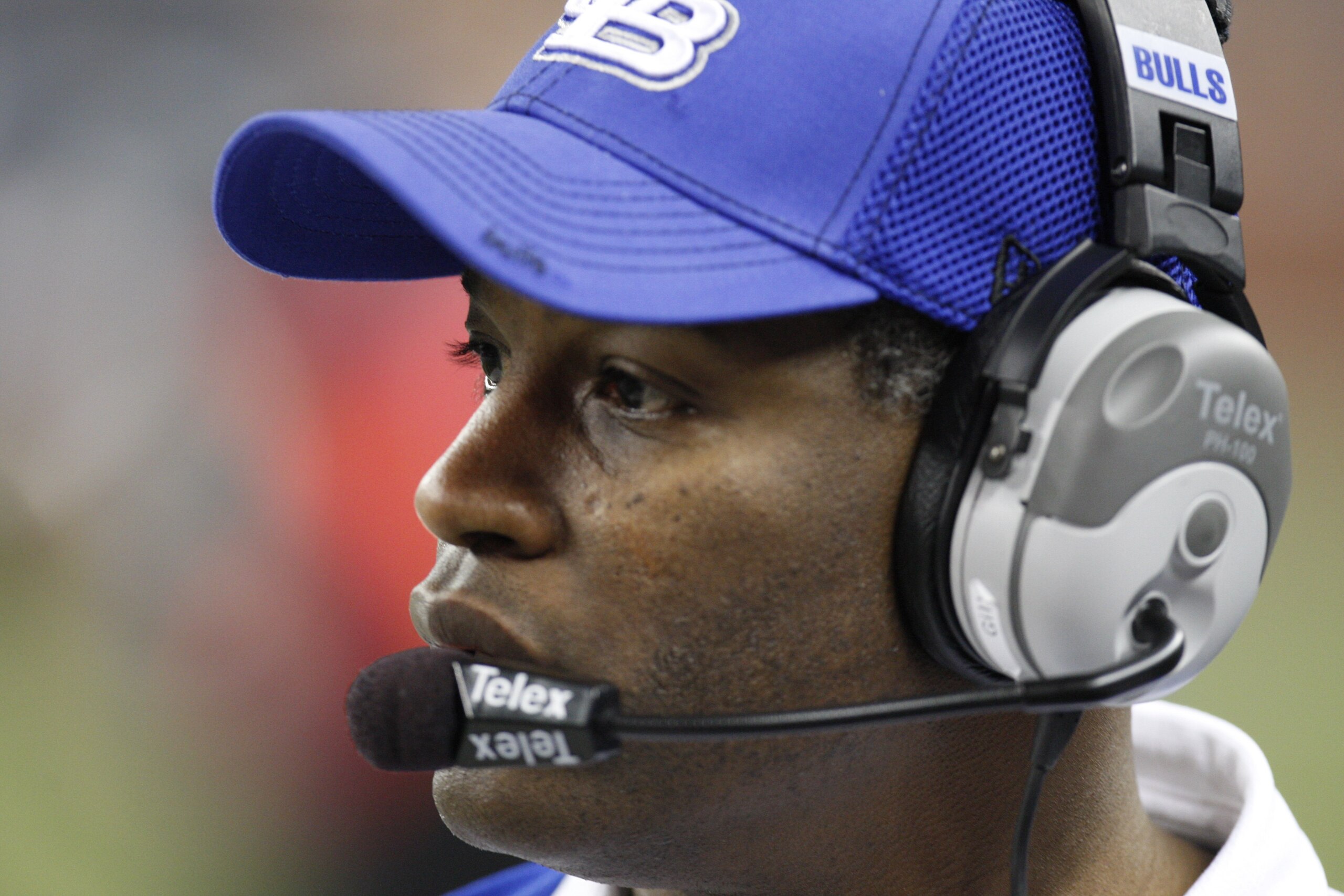 DETROIT - DECEMBER 5:  Head Coach Turner Gill of the Buffalo Bulls looks on against the Ball State Cardinals during the MAC Championship game on December 5, 2008 at Ford Field in Detroit Michigan. (Photo by: Gregory Shamus/Getty Images)