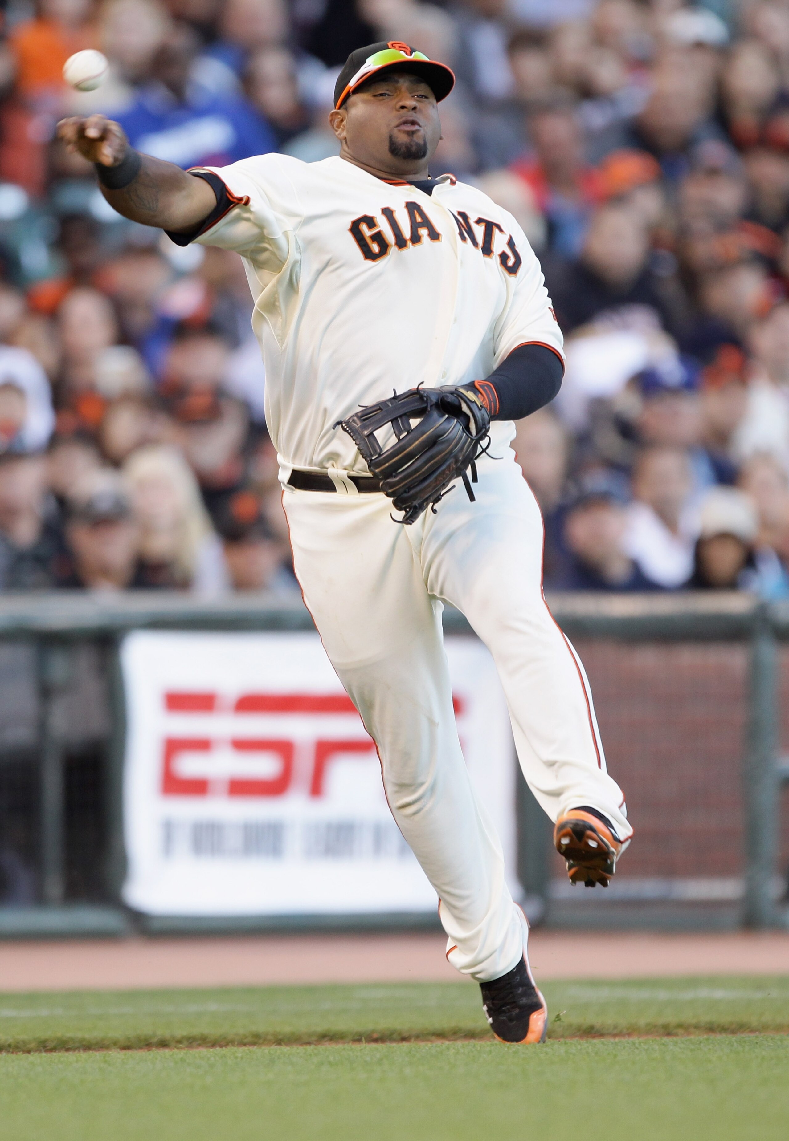 SAN FRANCISCO - AUGUST 01:  Pablo Sandoval #48 of the San Francisco Giants throws out Russell Martin #55 of the Los Angeles Dodgers at AT&T Park on August 1, 2010 in San Francisco, California.  (Photo by Ezra Shaw/Getty Images)