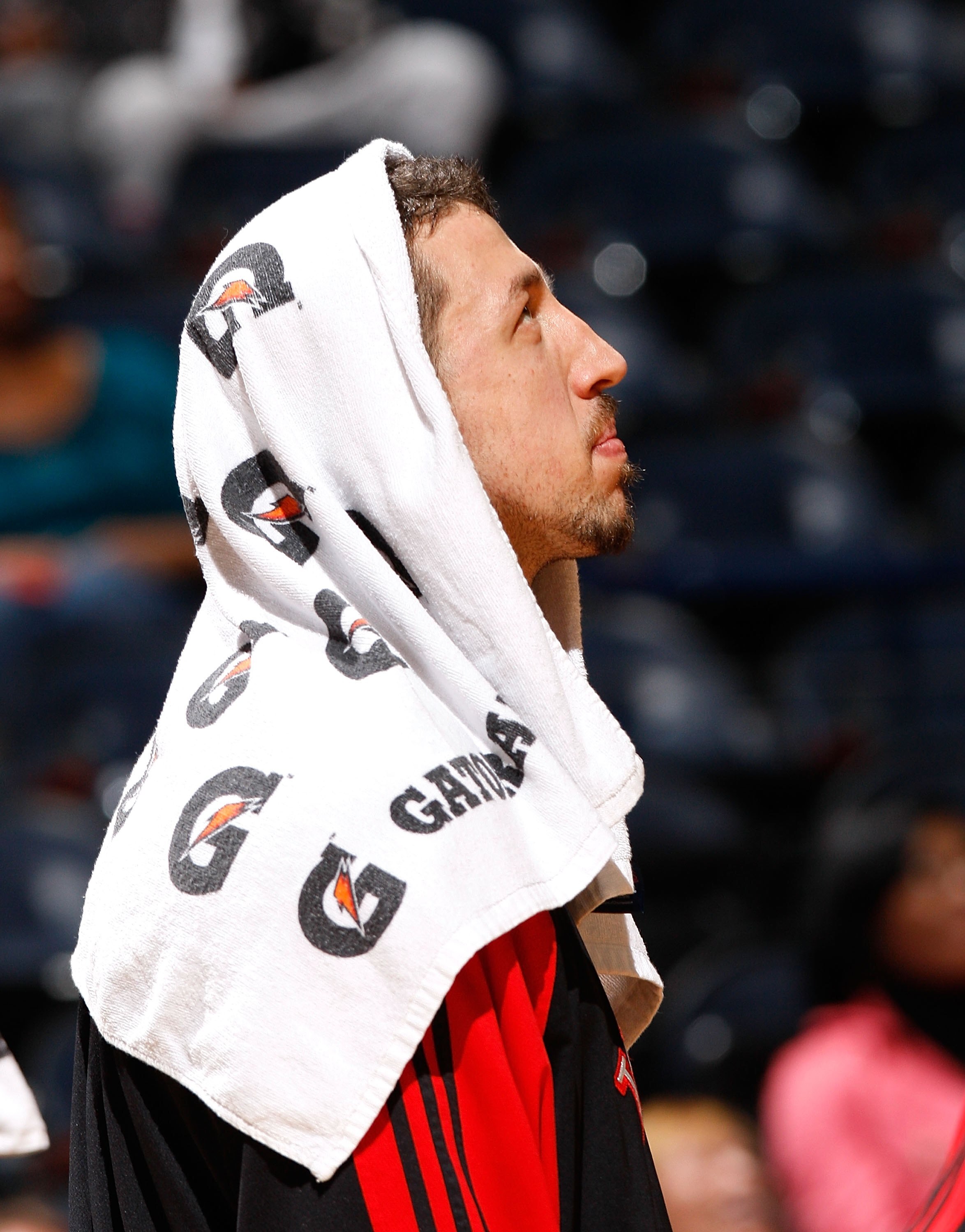 ATLANTA - DECEMBER 02:  Hedo Turkoglu #26 of the Toronto Raptors against the Atlanta Hawks at Philips Arena on December 2, 2009 in Atlanta, Georgia.  NOTE TO USER: User expressly acknowledges and agrees that, by downloading and/or using this Photograph, U
