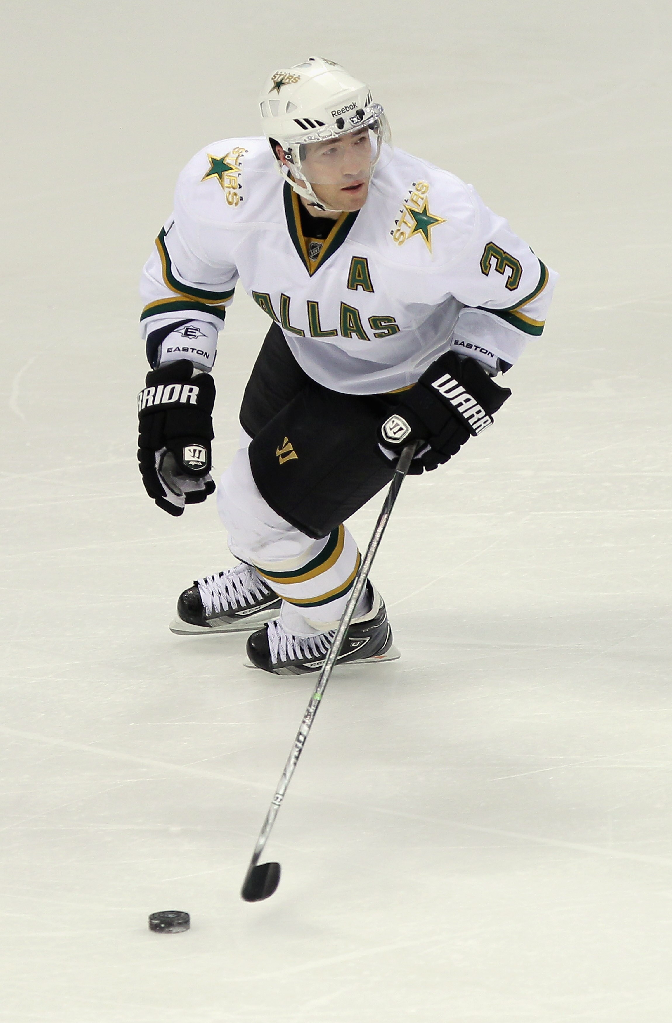 DENVER - SEPTEMBER 28:  Stephane Robidas #3 of the Dallas Stars skates against the Colorado Avalanche during preseason NHL action at the Pepsi Center on September 28, 2010 in Denver, Colorado. The Avalanche defeated the Stars 2-1.  (Photo by Doug Pensinge