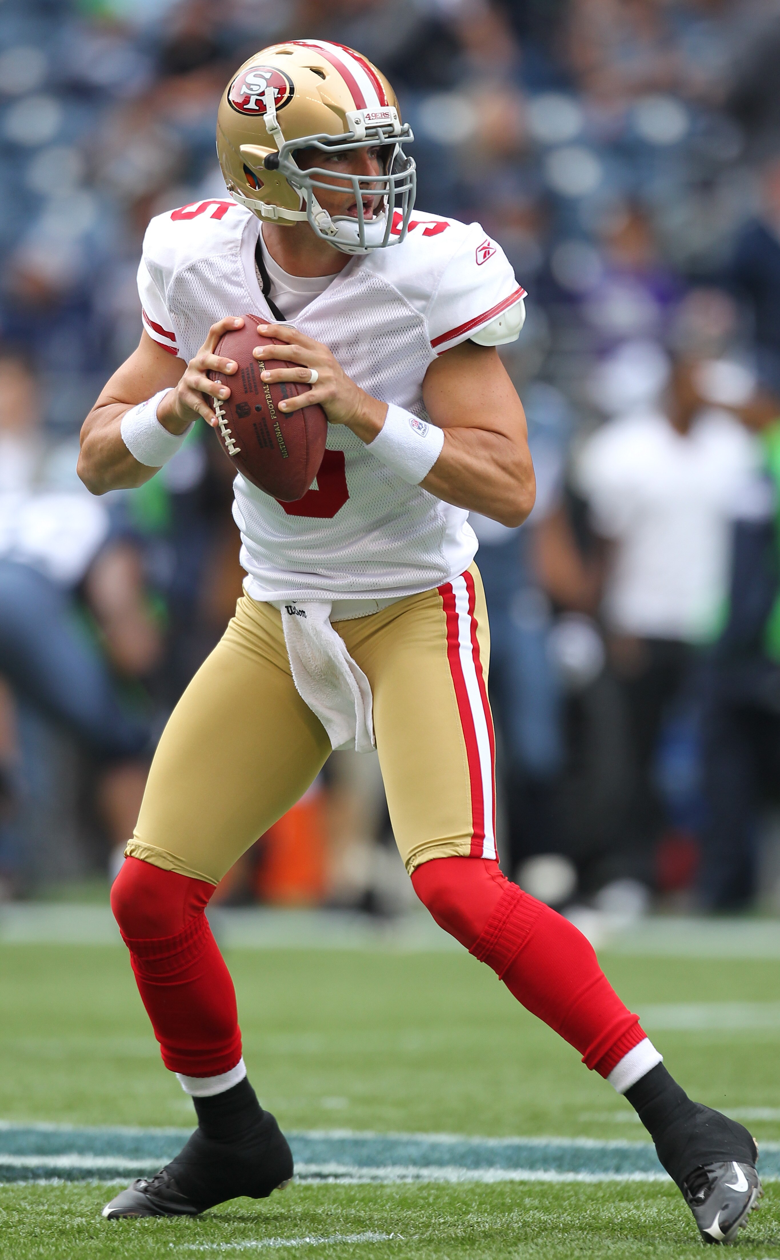 SEATTLE - SEPTEMBER 12:  Quarterback David Carr #5 of the San Francisco 49ers warms up prior to the NFL season opener against the Seattle Seahawks at Qwest Field on September 12, 2010 in Seattle, Washington. (Photo by Otto Greule Jr/Getty Images)