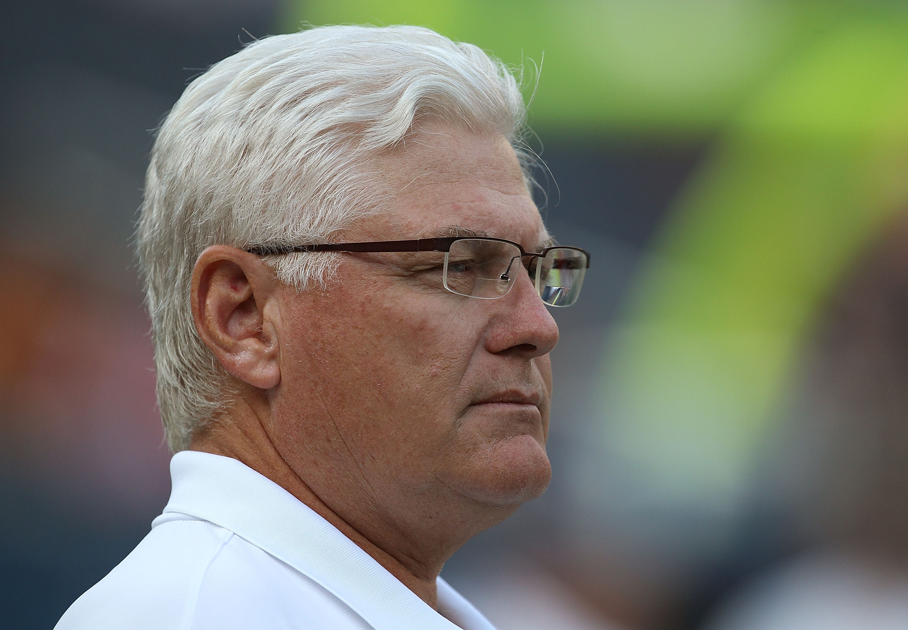 CHICAGO - AUGUST 21: Offensive coordinator Mike Martz of the Chicago Bears watches warm-ups before a preseason game against the Oakland Raiders at Soldier Field on August 21, 2010 in Chicago, Illinois.  The Raiders defeated the Bears 32-17. (Photo by Jona