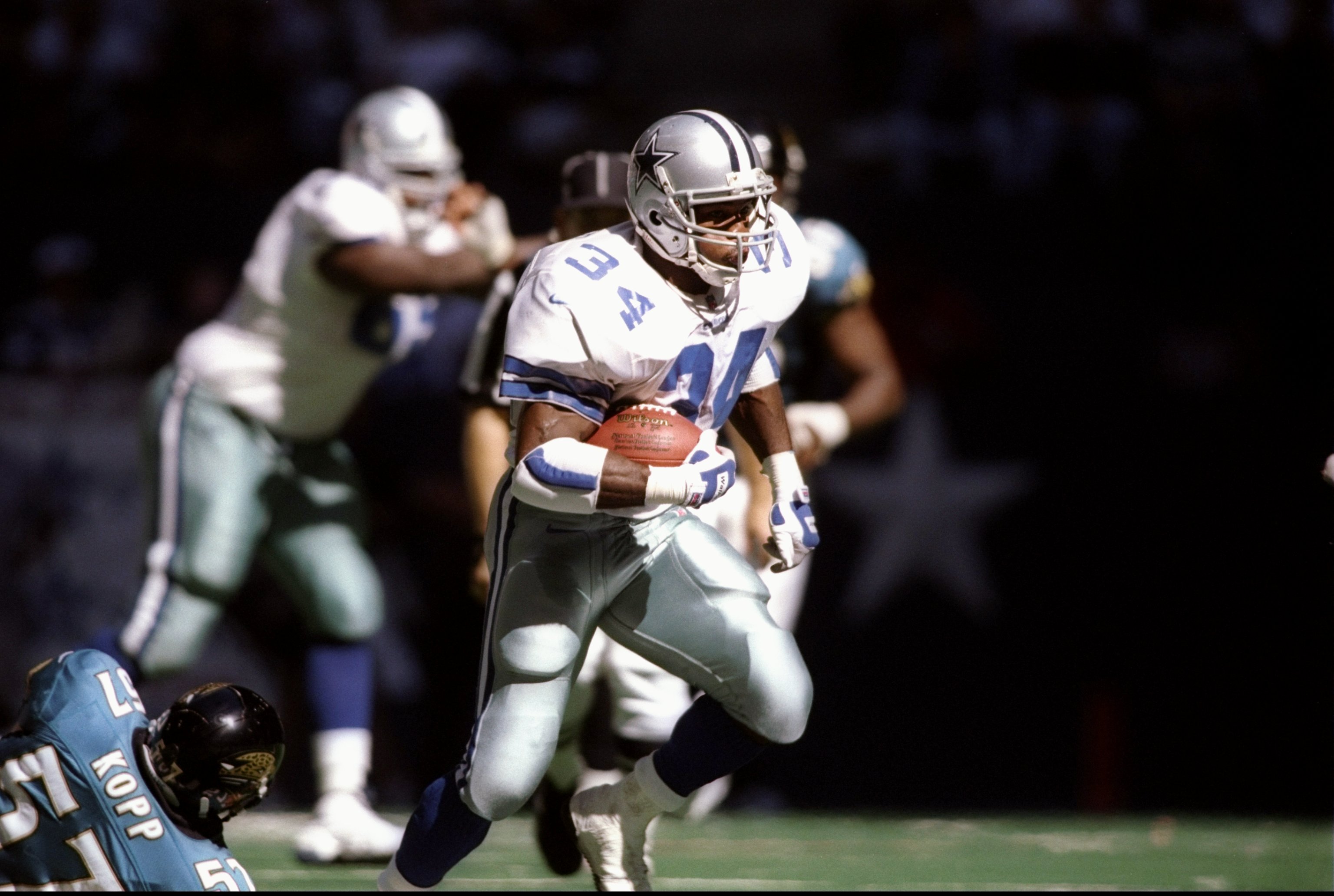 19 Oct 1997: Running back Herschel Walker of the Dallas Cowboys runs with the ball during a game against the Jacksonville Jaguars at Texas Stadium in Irving, Texas. The Cowboys won the game 26-22. 19 Oct 1997: Running back Herschel Walker of the Dallas Cowboys runs with the ball during a game against the Jacksonville Jaguars at Texas Stadium in Irving, Texas. The Cowboys won the game 26-22.