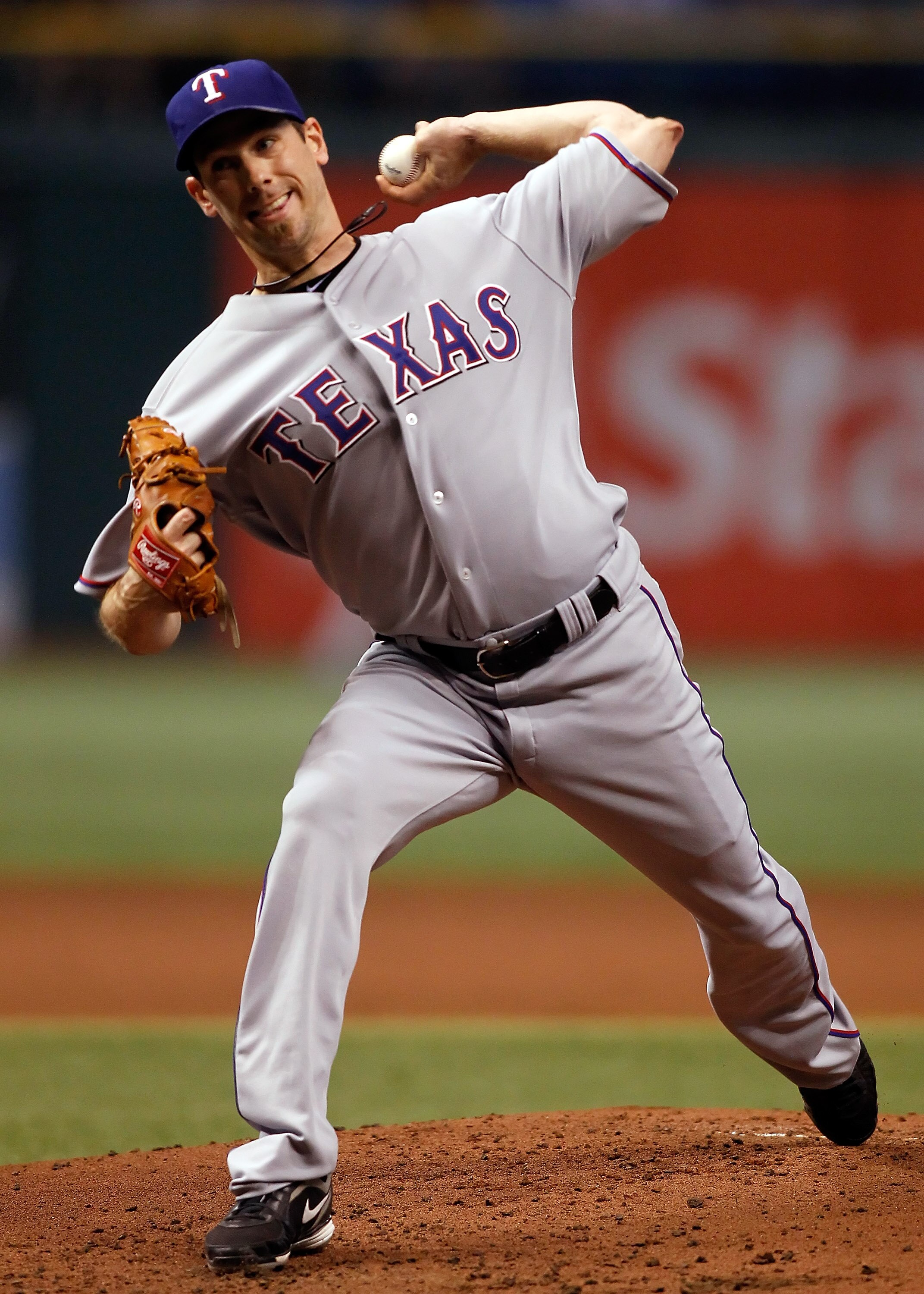 ST. PETERSBURG, FL - OCTOBER 12:  Pitcher Cliff Lee #33 of the Texas Rangers pitches against the Tampa Bay Rays during Game 5 of the ALDS at Tropicana Field on October 12, 2010 in St. Petersburg, Florida.  (Photo by J. Meric/Getty Images)