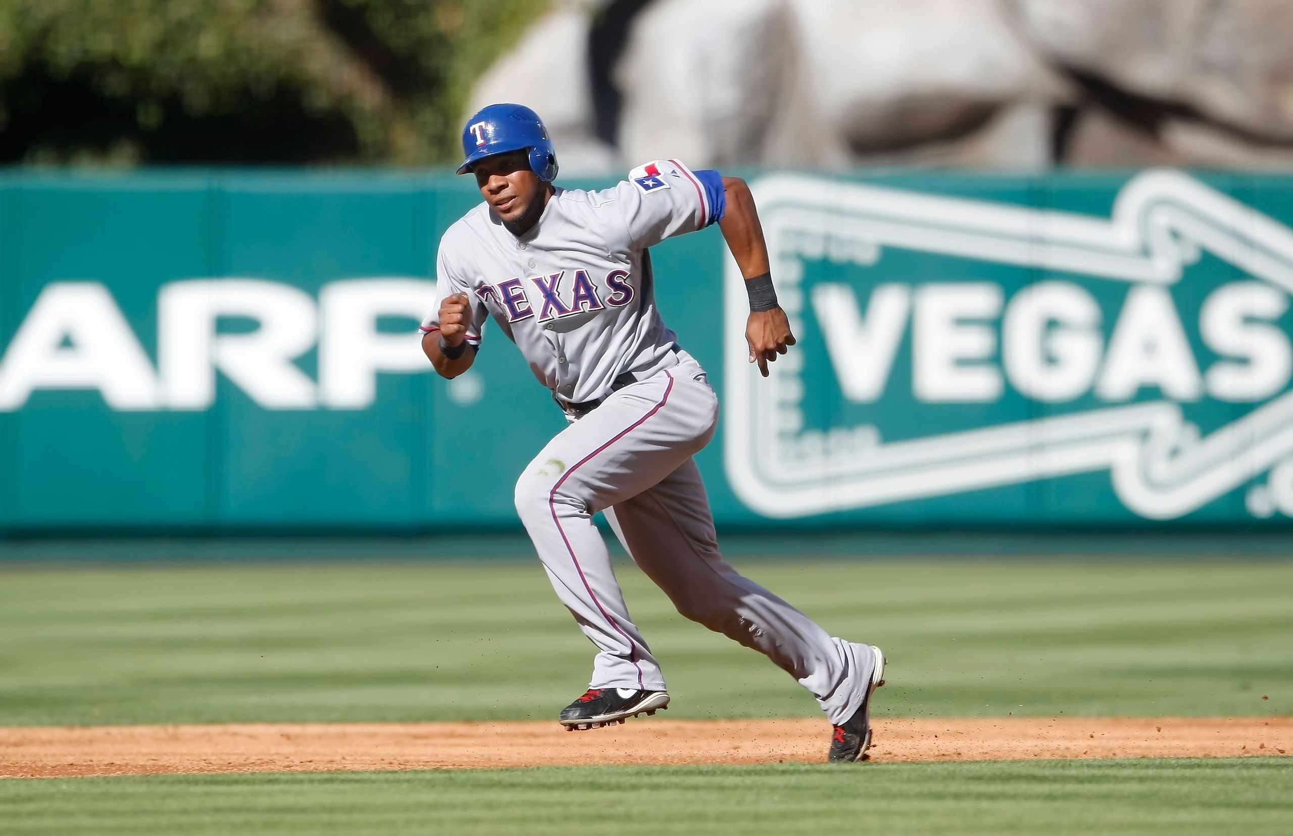 ANAHEIM, CA - OCTOBER 01:  Julio Borbon #33 of the Texas Rangers leads off of second base against the Los Angeles Angels of Anaheim at Angel Stadium on October 1, 2009 in Anaheim, California. The Rangers defeated the Angels 11-3.  (Photo by Jeff Gross/Get