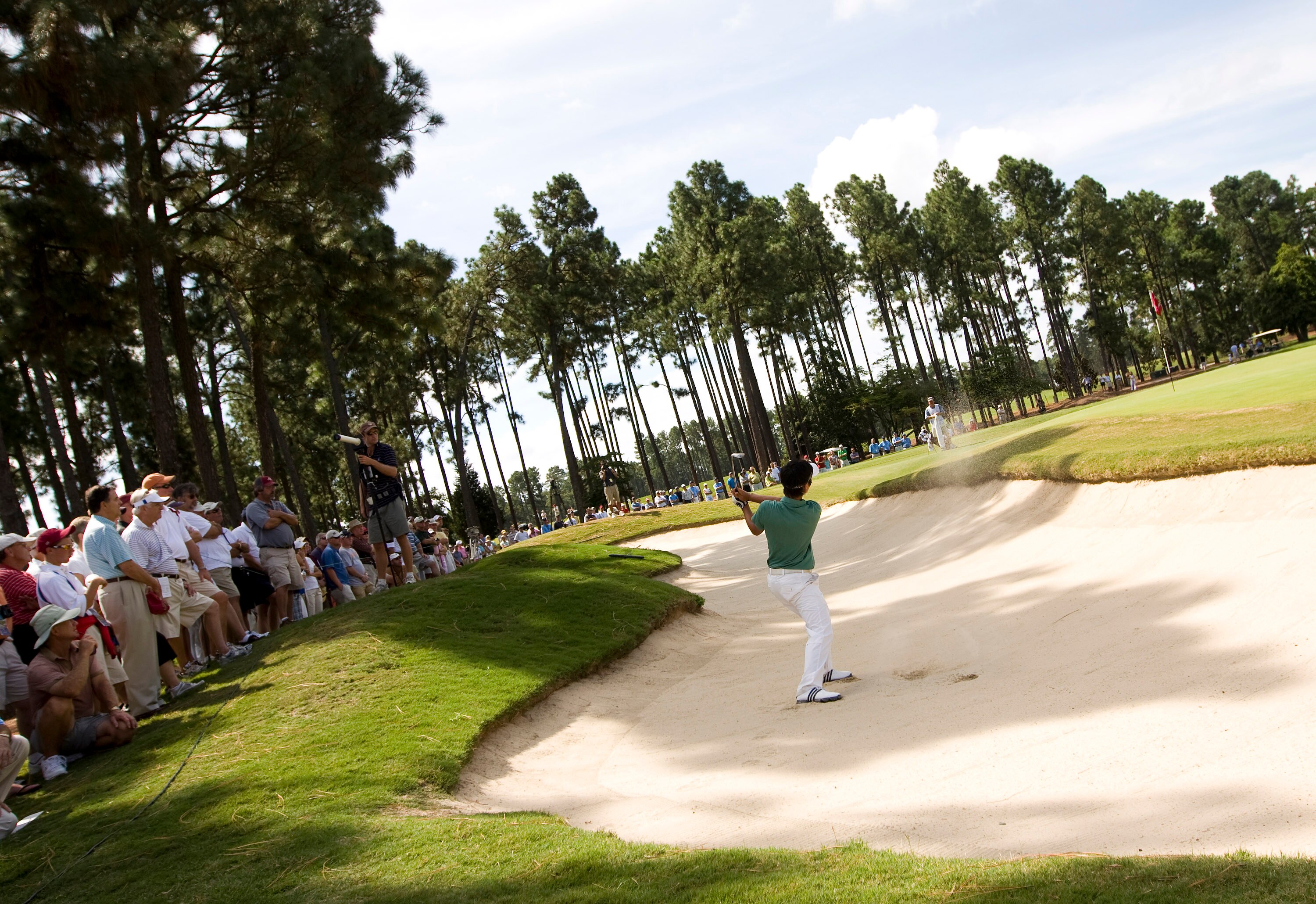 PINEHURST, NC - AUGUST 24:  Danny Lee of New Zealand hits from the bunker on the 17th hole during the final round of the U.S. Amateur Championship at Pinehurst Resort & Country Club August 24, 2008 in Pinehurst, North Carolina.  (Photo by Chris Keane/Gett