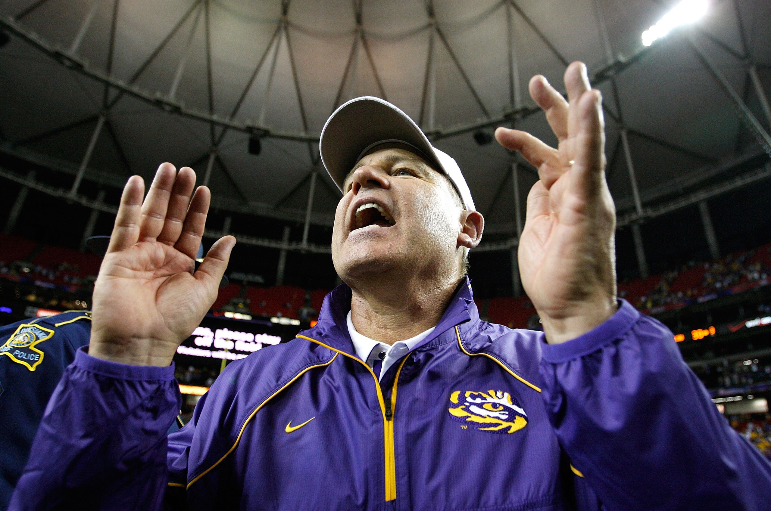 ATLANTA - SEPTEMBER 04:  Head coach Les Miles of the LSU Tigers yells to his team after their 30-24 win over the North Carolina Tar Heels in the Chick-fil-A Kickoff Game at Georgia Dome on September 4, 2010 in Atlanta, Georgia.  (Photo by Kevin C. Cox/Get