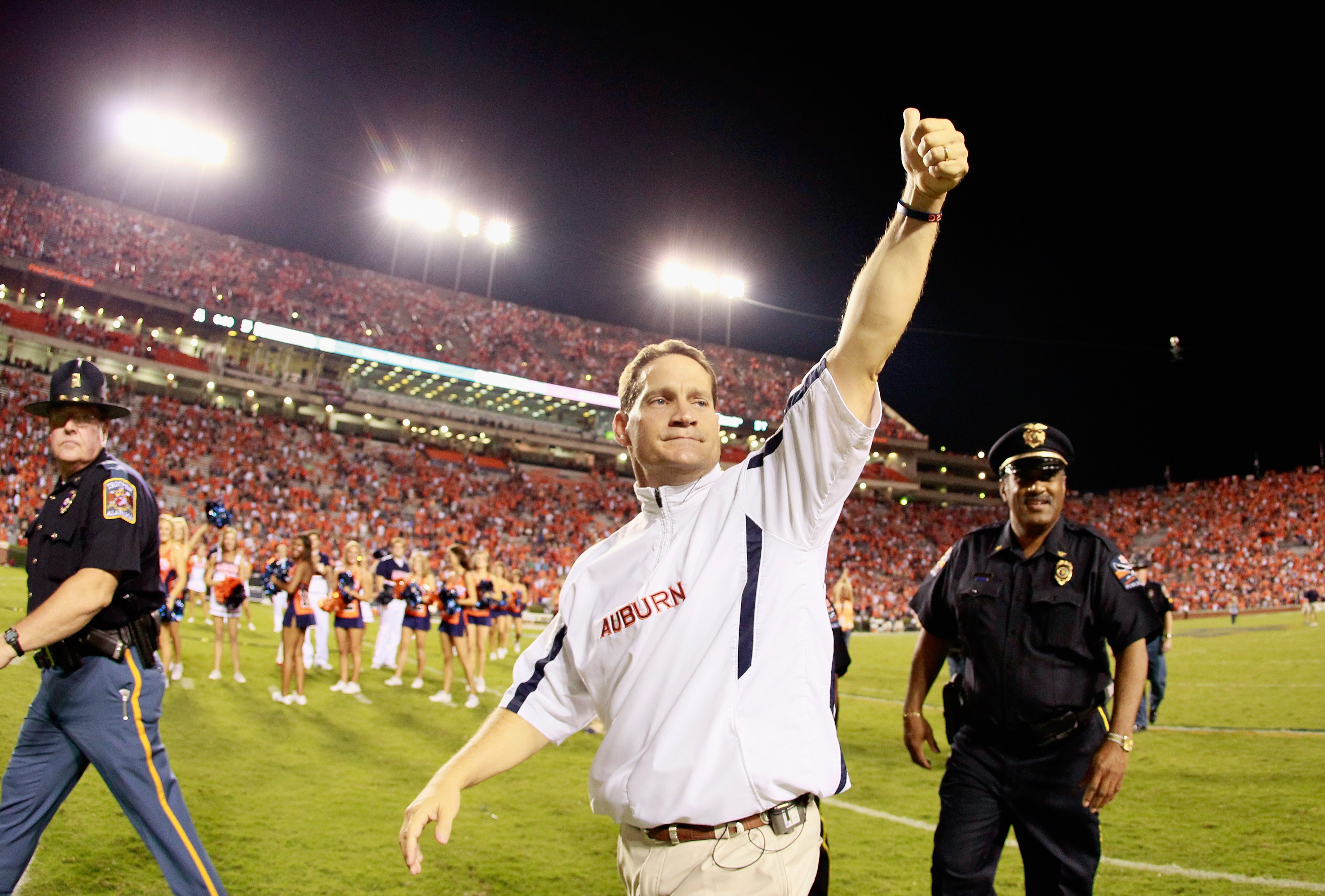 AUBURN, AL - SEPTEMBER 25:  Head coach Gene Chizik of the Auburn Tigers against the South Carolina Gamecocks at Jordan-Hare Stadium on September 25, 2010 in Auburn, Alabama.  (Photo by Kevin C. Cox/Getty Images)
