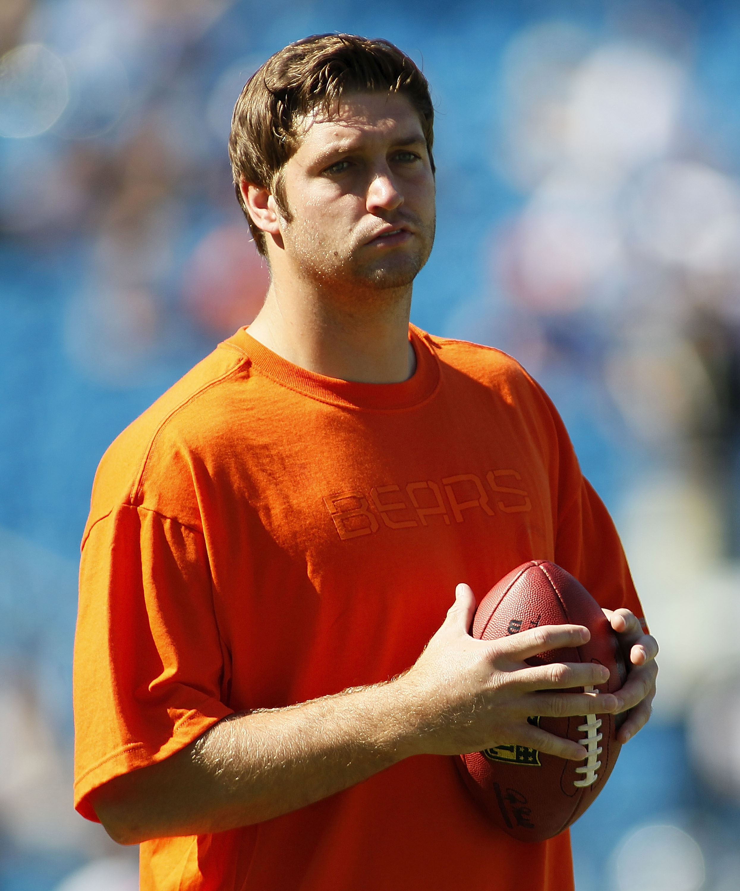 CHARLOTTE, NC - OCTOBER 10: Quarterback Jay Cutler #6 of the Chicago Bears stands on the field during warm ups prior to the Bears game against the Carolina Panthers at Bank of America Stadium on October 10, 2010 in Charlotte, North Carolina.  (Photo by Ge